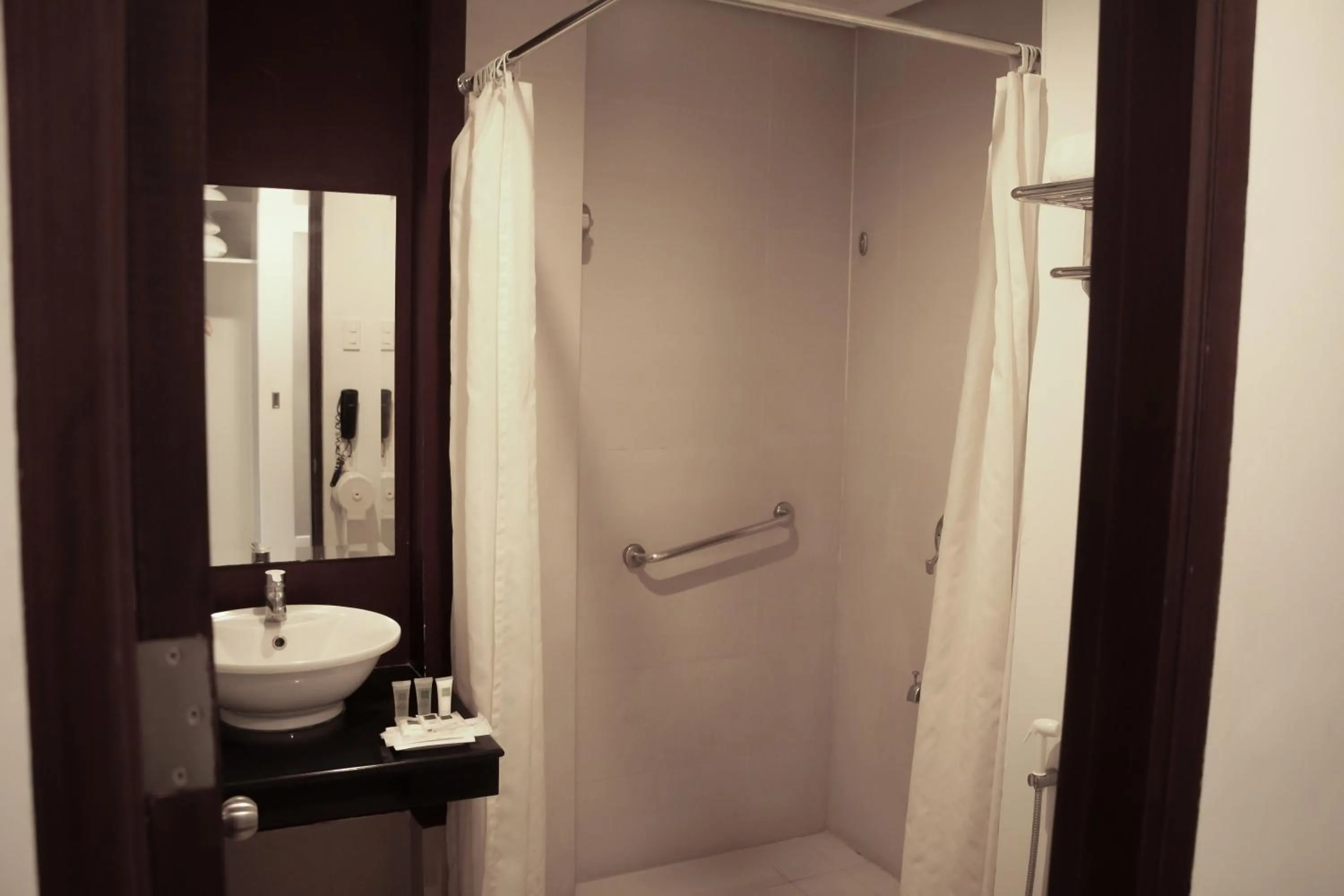 Bathroom in Casablanca Suites Near Airport