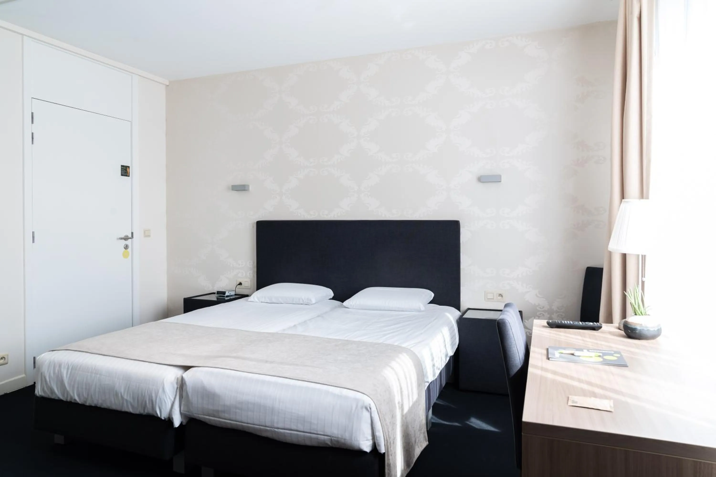 Bed in Hotel Essenza