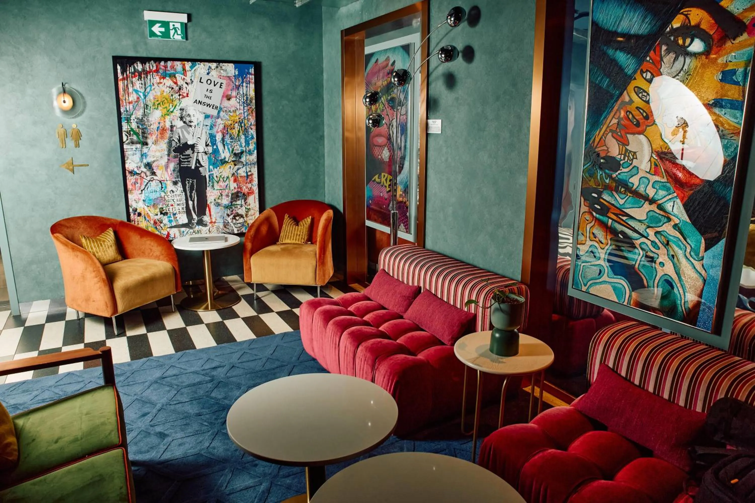 Lounge or bar in Ovolo Melbourne South Yarra, a Wyndham Hotel