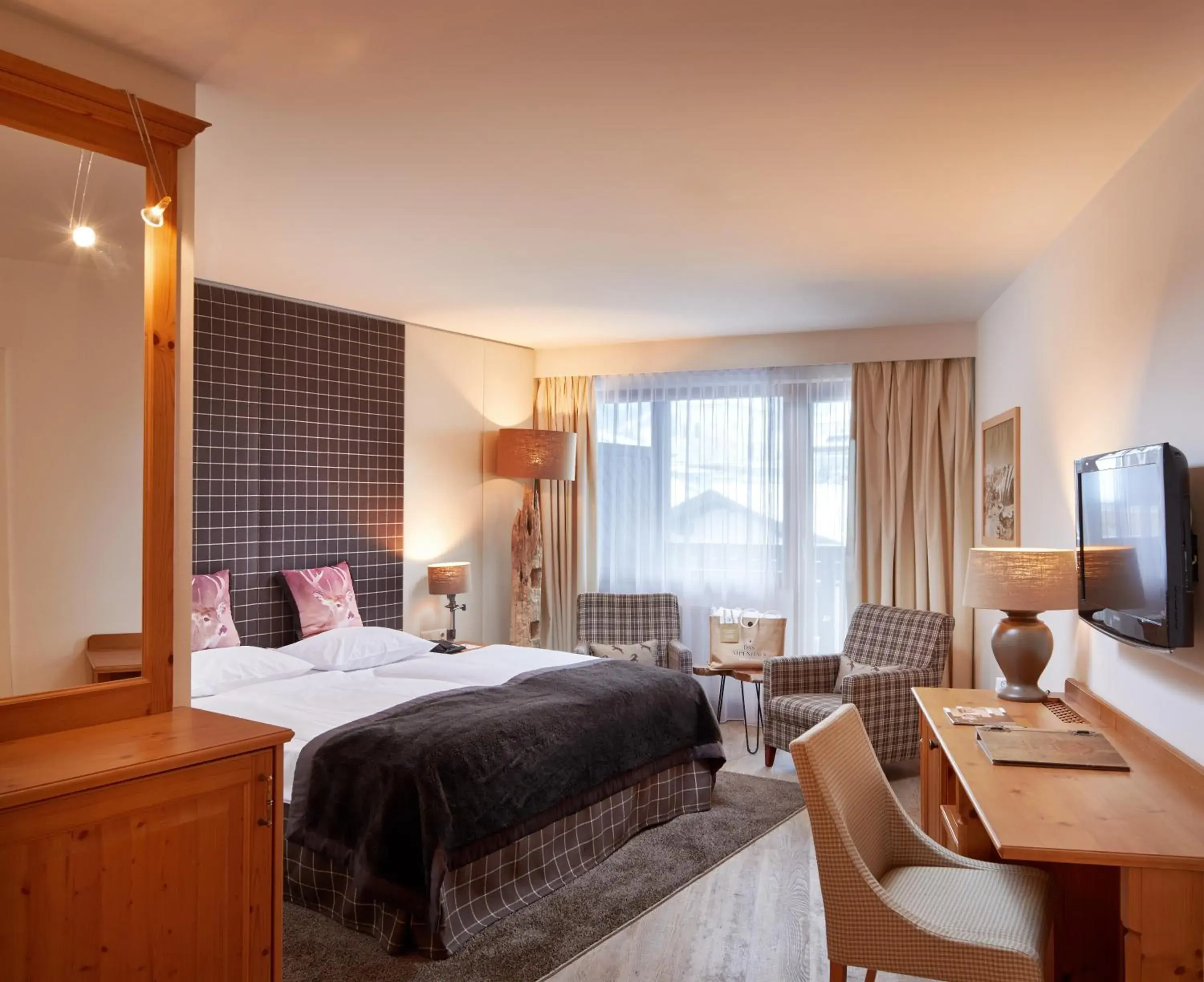 Superior Double Room with Balcony - single occupancy in Das Alpenhaus Kaprun Superior Double Room with Balcony - single occupancy in Das Alpenhaus Kaprun