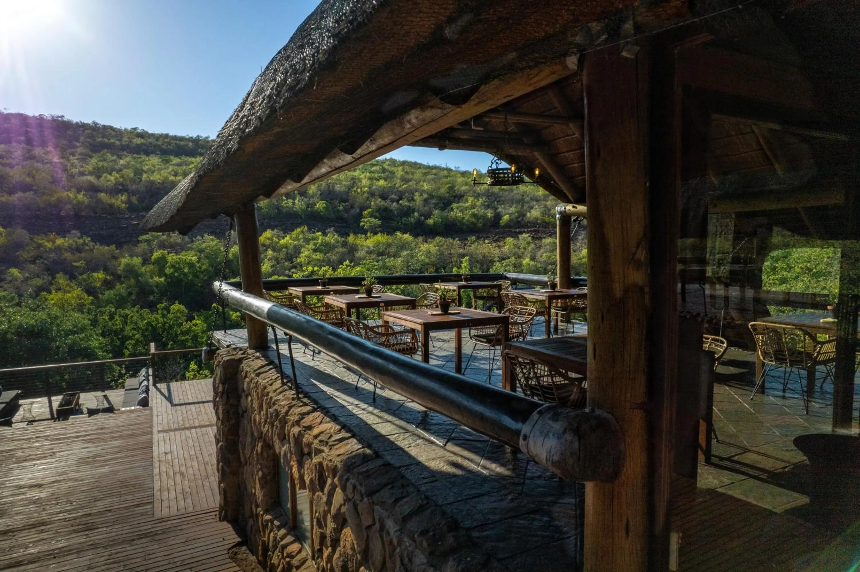 Restaurant/places to eat in Sediba Luxury Safari Lodge