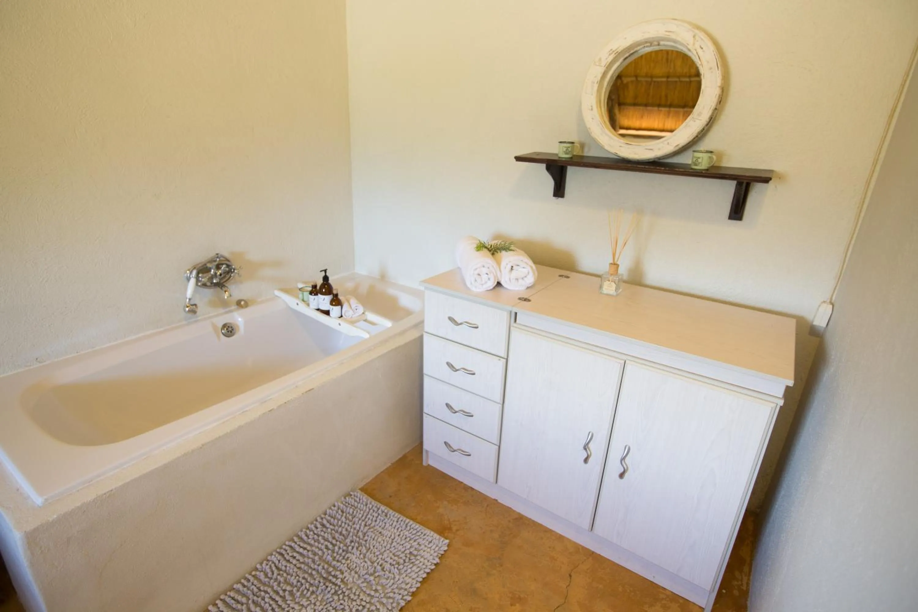 Bathroom in Ngama Tented Safari Lodge