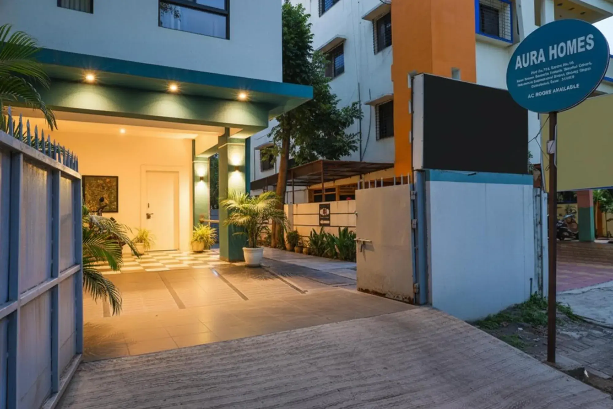 Facade/entrance in FabHotel Aura Homes - Nr Khandoba Mandir Facade/entrance in FabHotel Aura Homes - Nr Khandoba Mandir