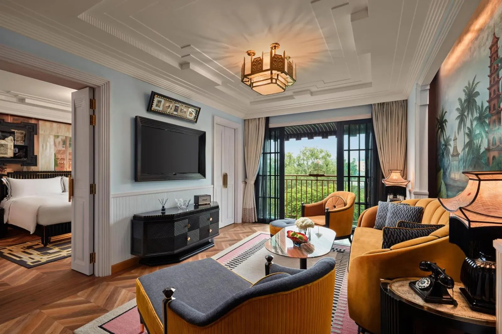 TV and multimedia in Capella Hanoi