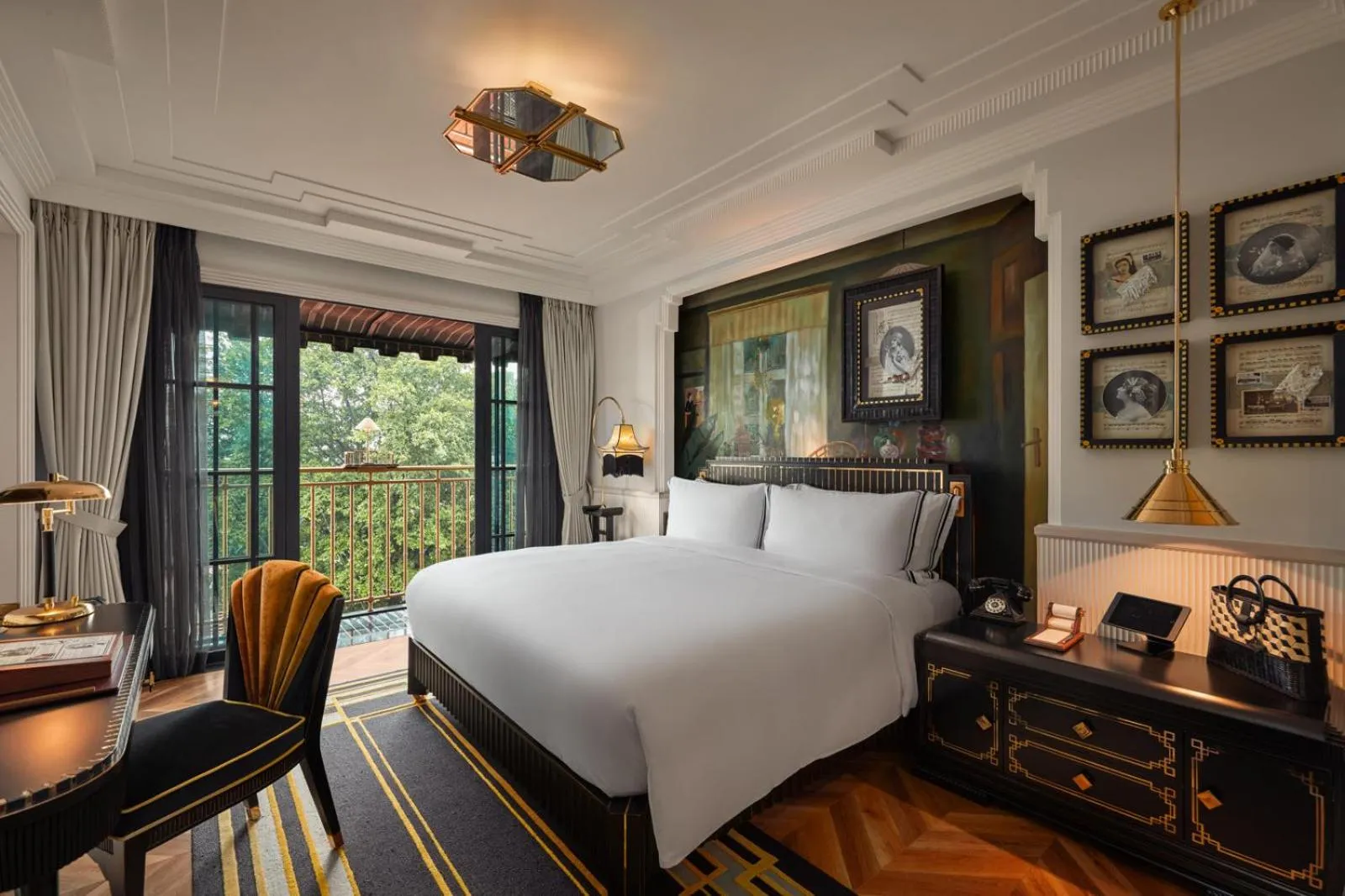 Bed in Capella Hanoi