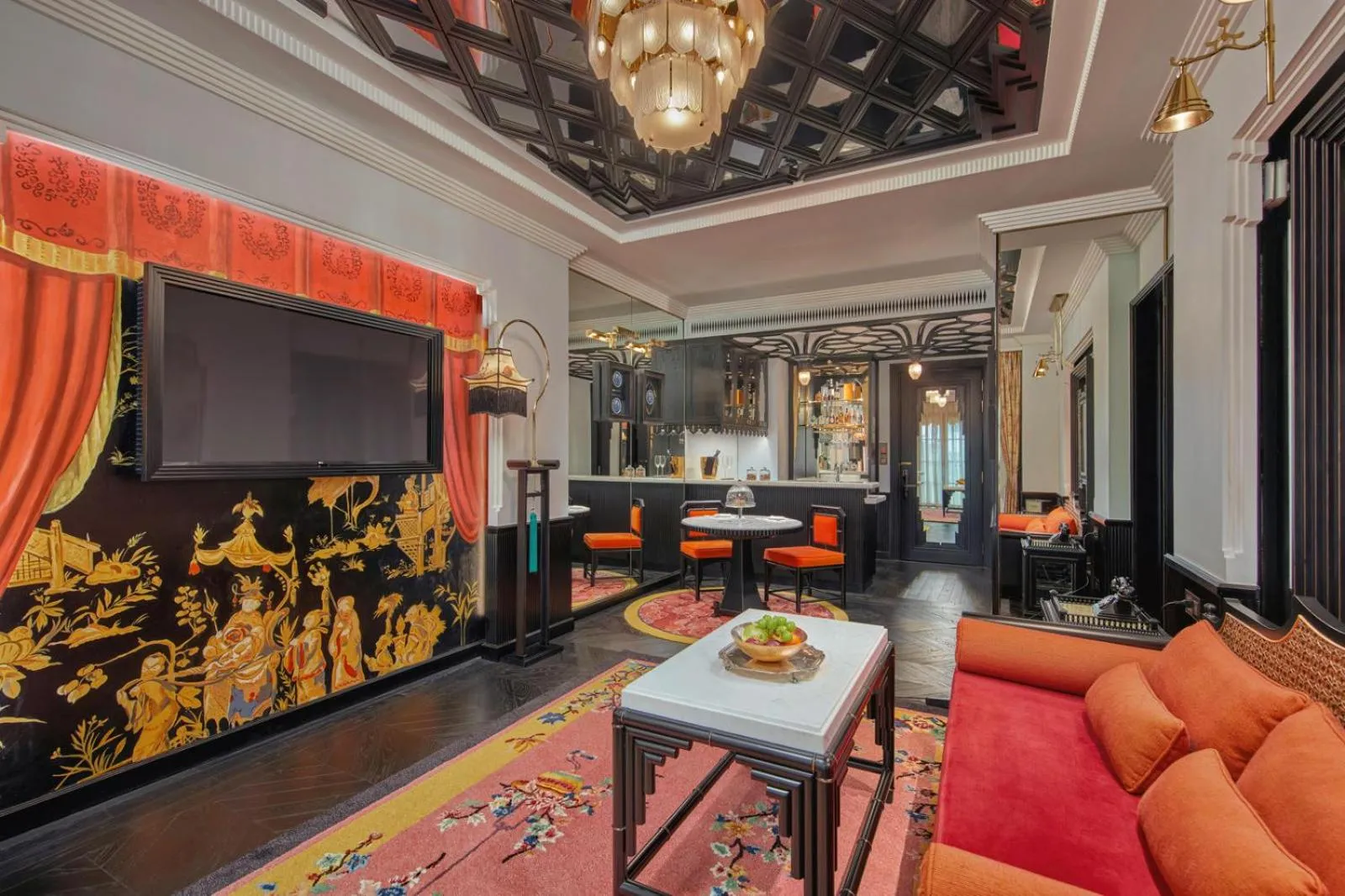 TV and multimedia in Capella Hanoi