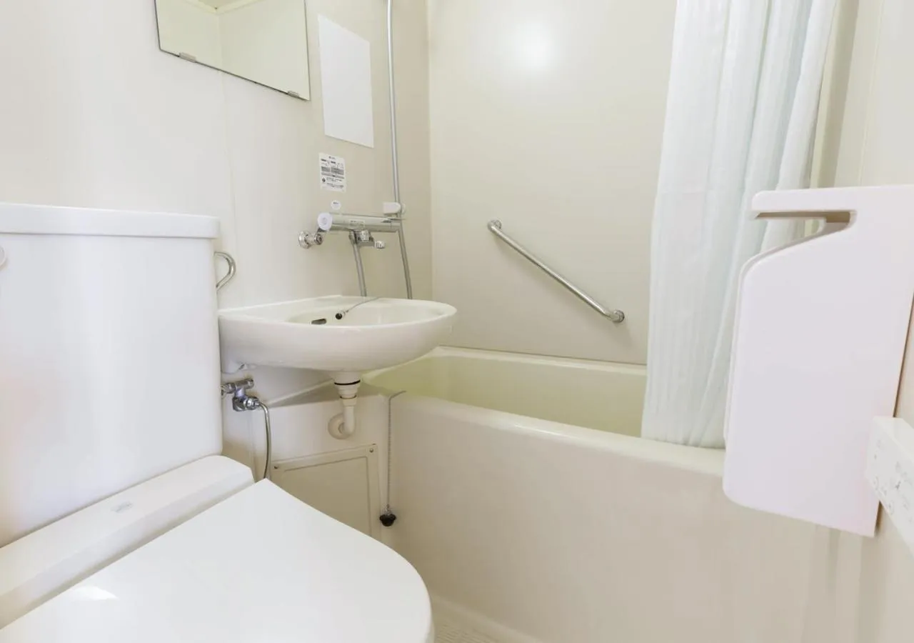 Bathroom in APA Hotel Kokuraeki Shinkansenguchi