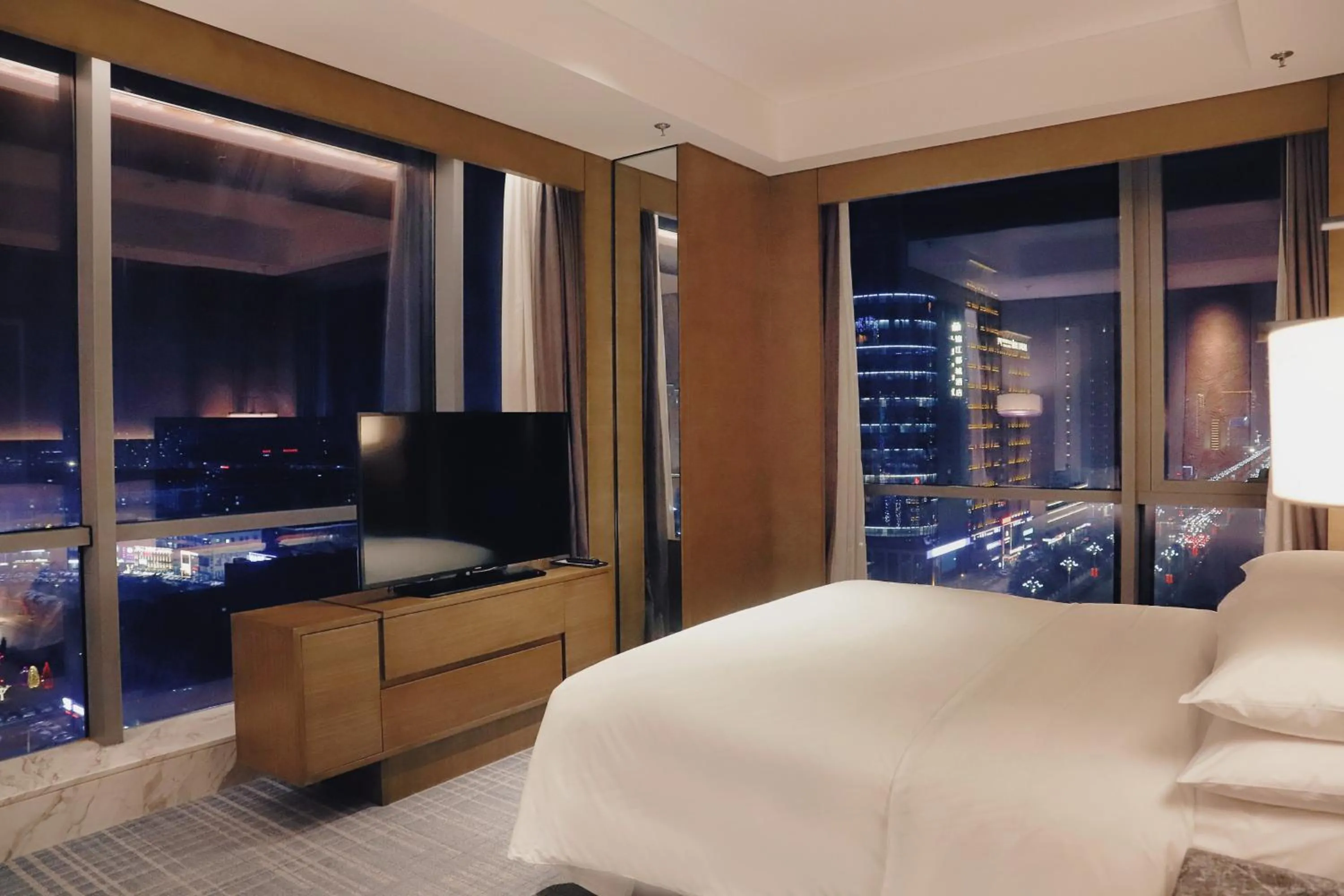 Bedroom, Bed in Baotou Marriott Hotel