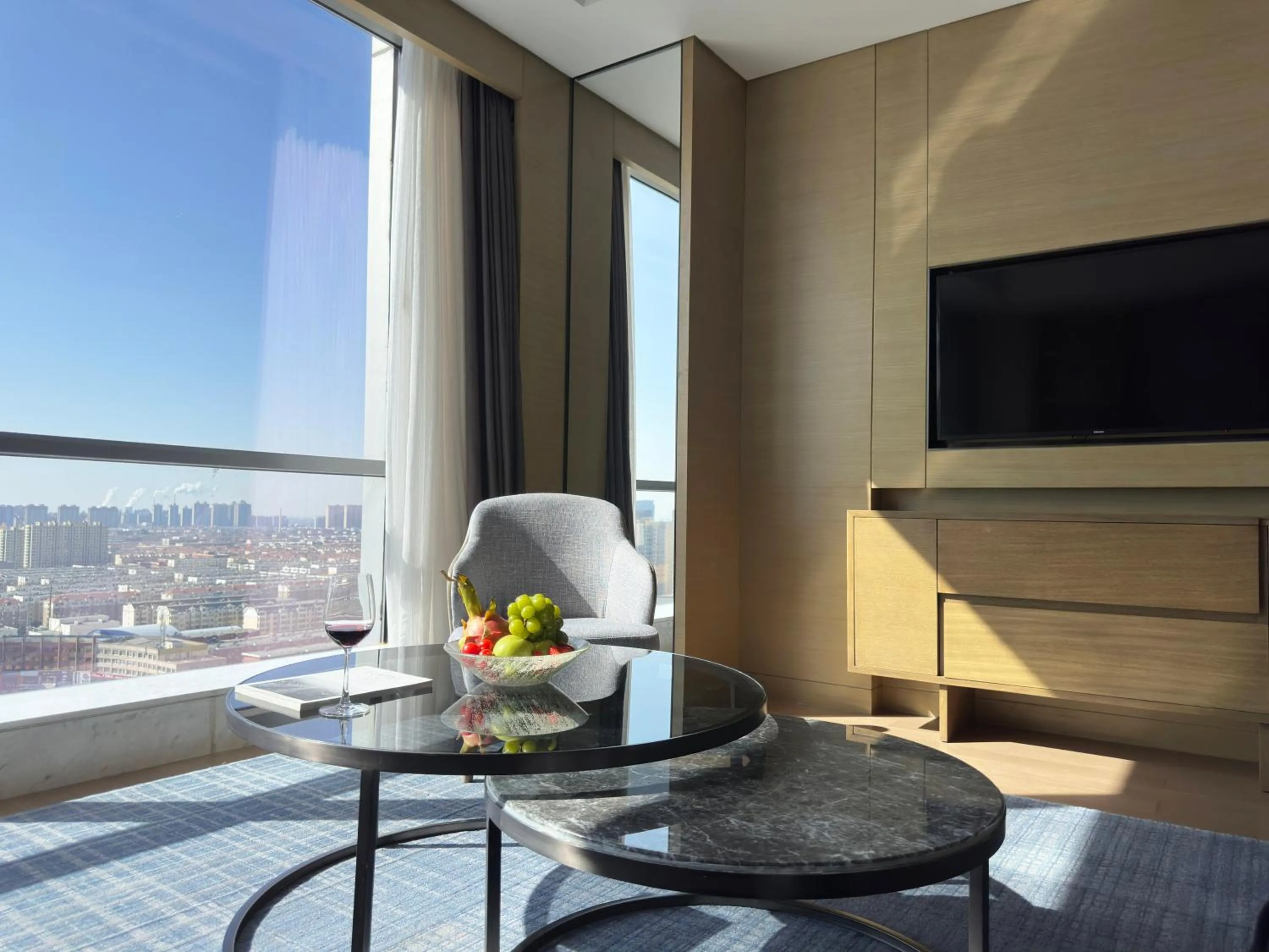 Living room in Baotou Marriott Hotel