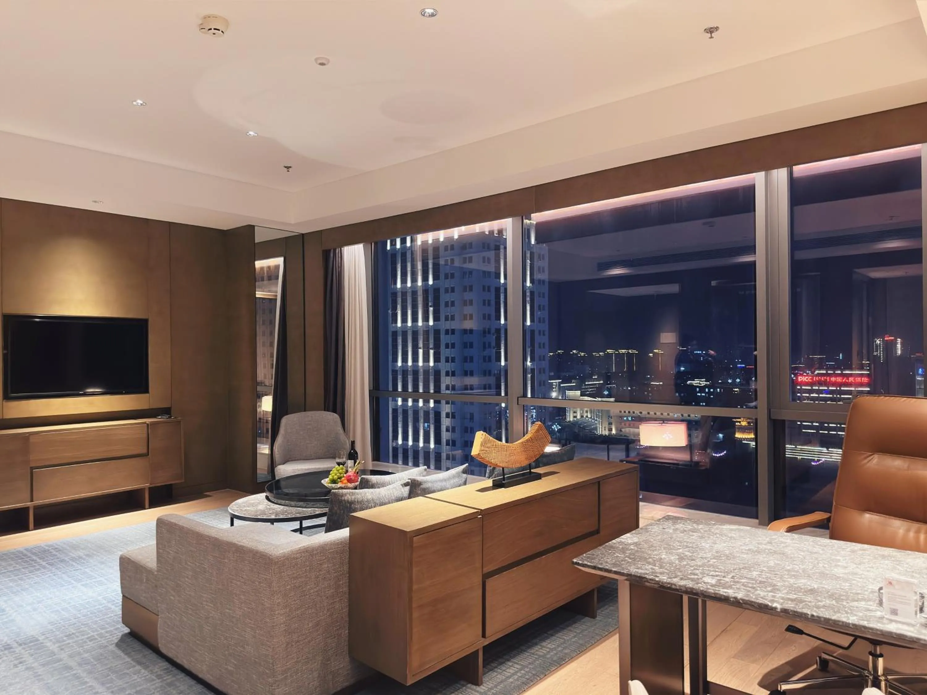 Living room in Baotou Marriott Hotel