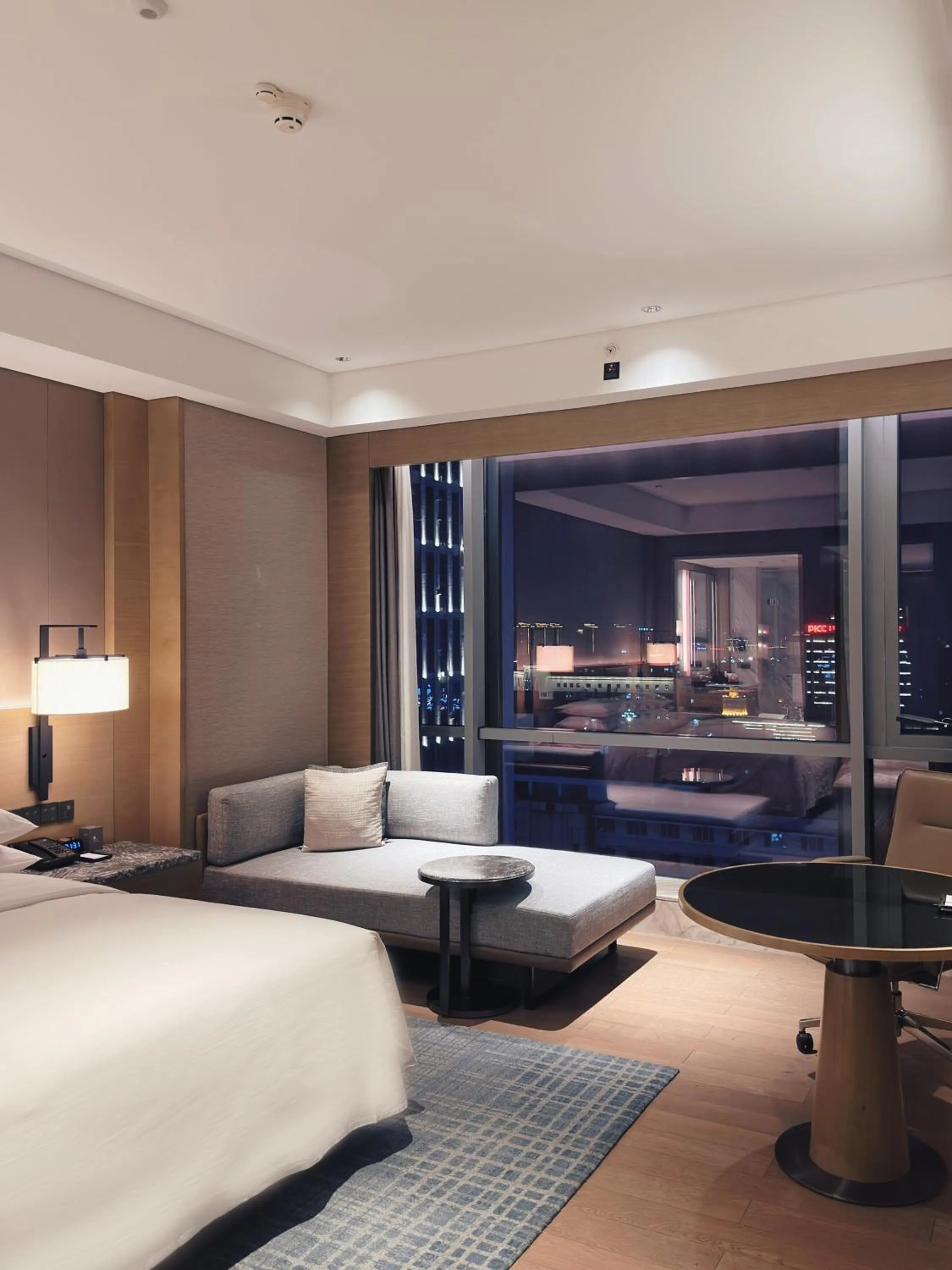 Seating area in Baotou Marriott Hotel