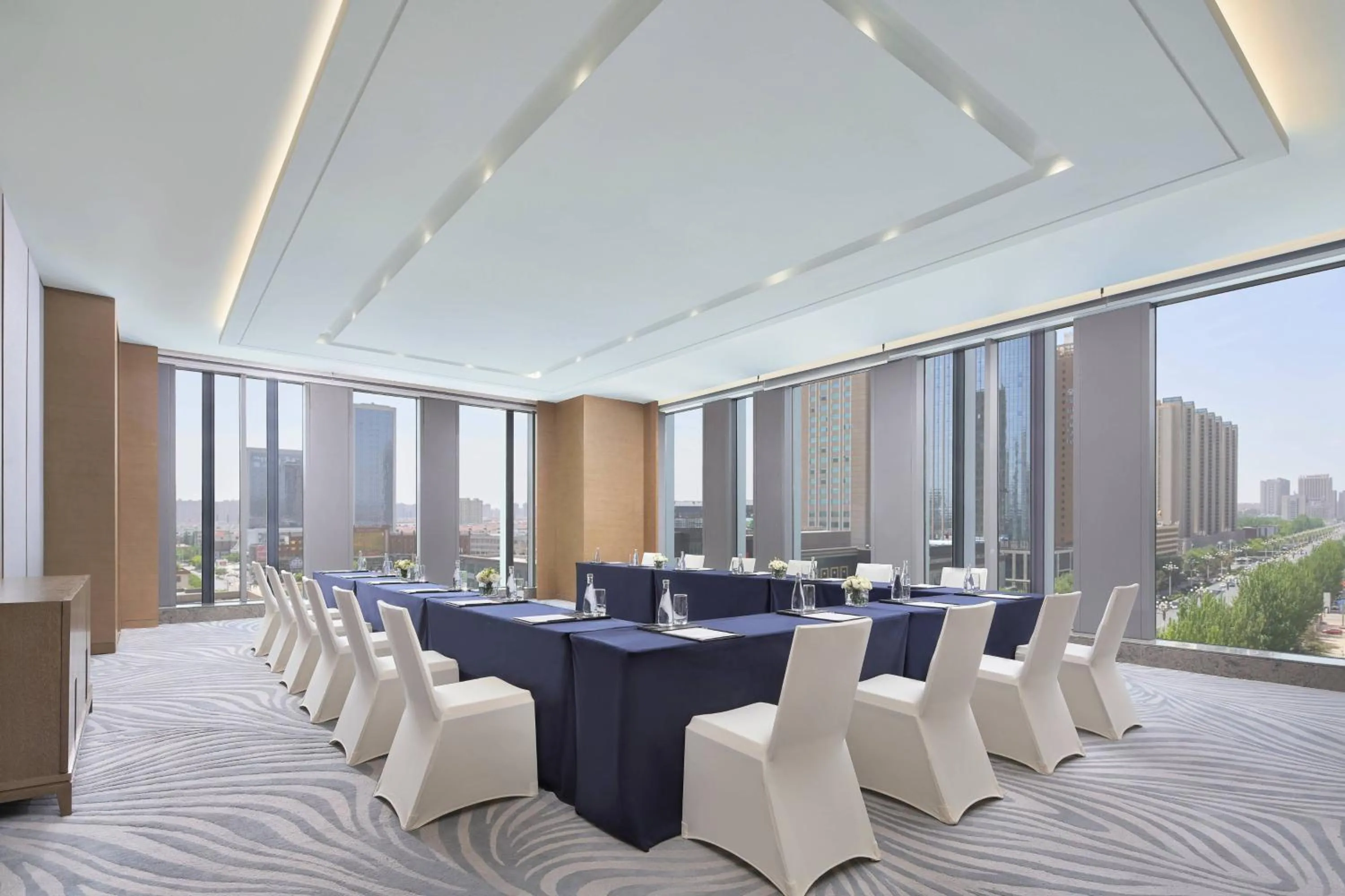 Meeting/conference room in Baotou Marriott Hotel