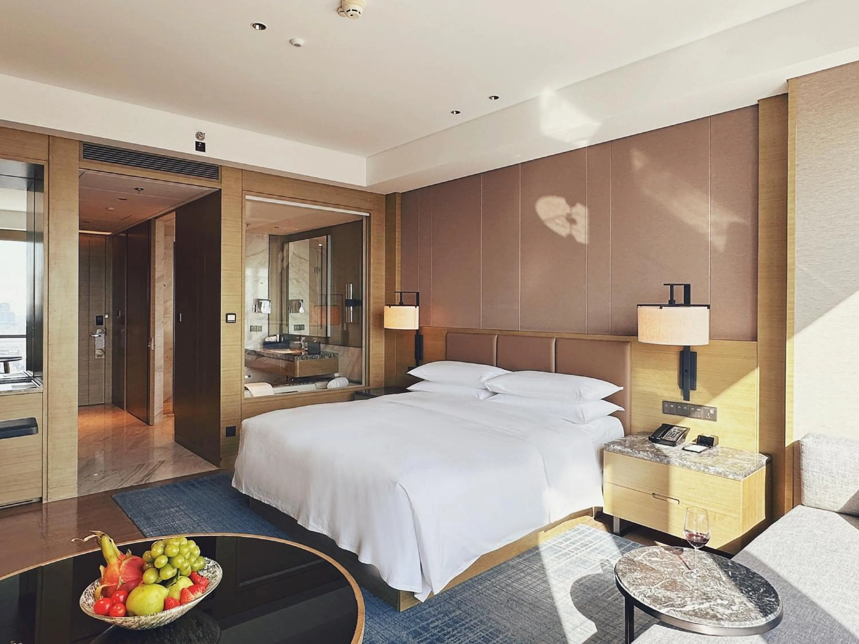 Photo of the whole room, Bed in Baotou Marriott Hotel