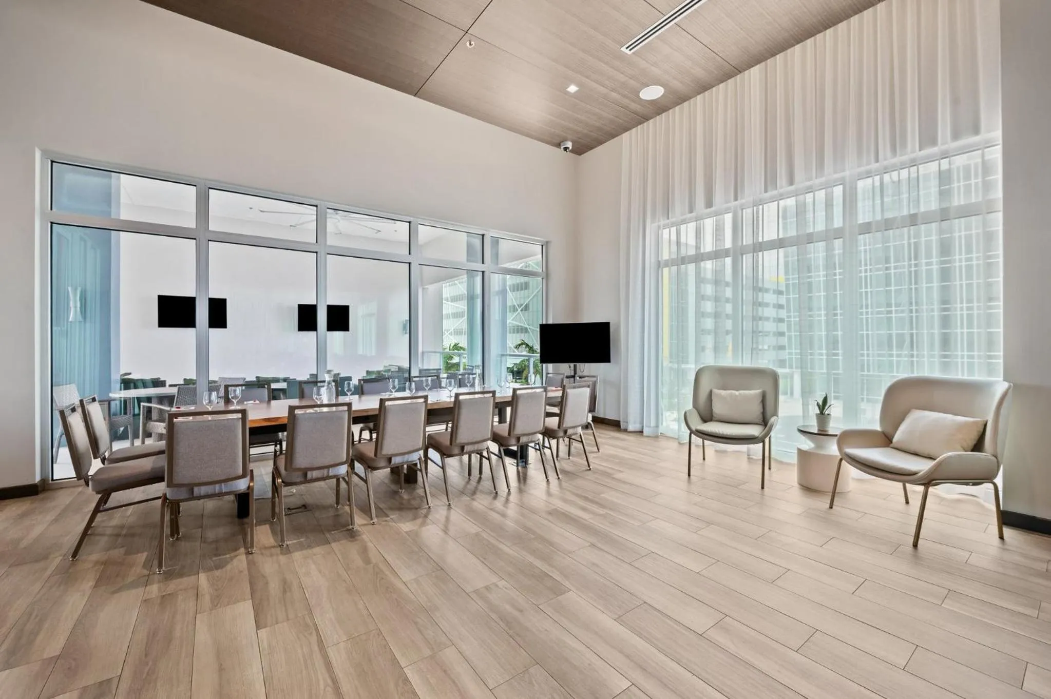 Business facilities in Marriott Fort Lauderdale Airport