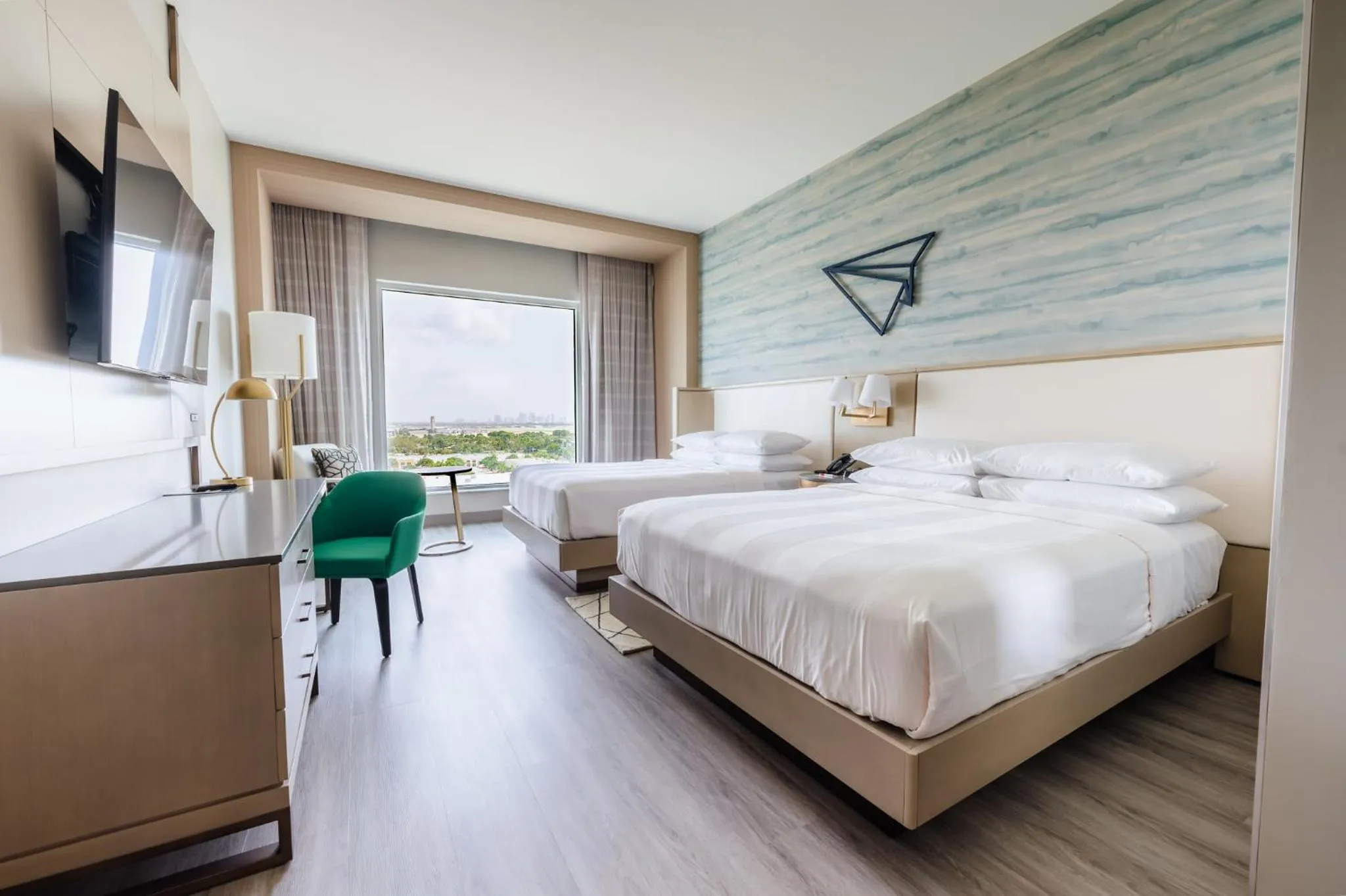 Bed in Marriott Fort Lauderdale Airport