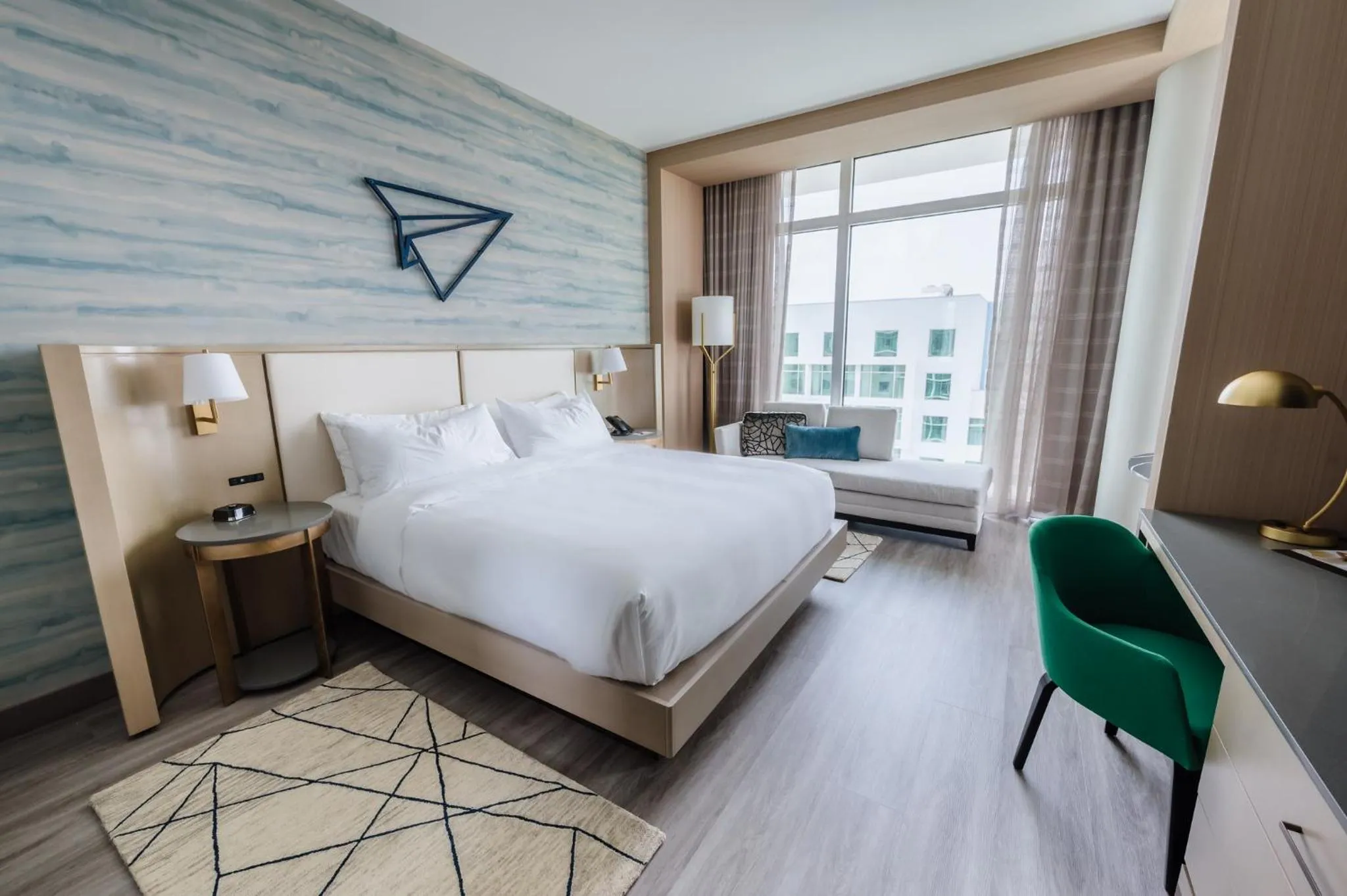 Bed in Marriott Fort Lauderdale Airport