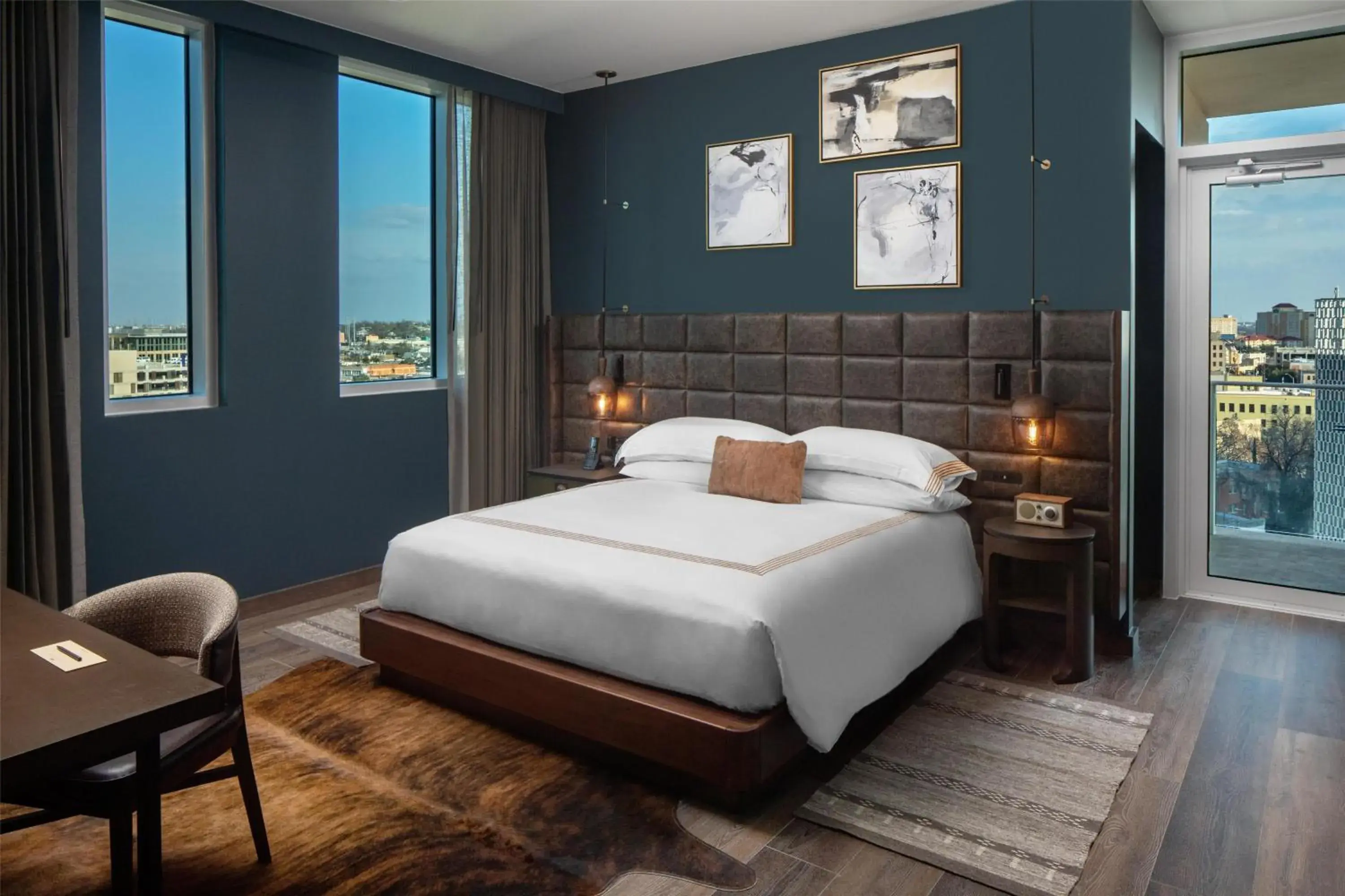 Photo of the whole room, Bed in Thompson San Antonio - Riverwalk, by Hyatt Photo of the whole room, Bed in Thompson San Antonio - Riverwalk, by Hyatt