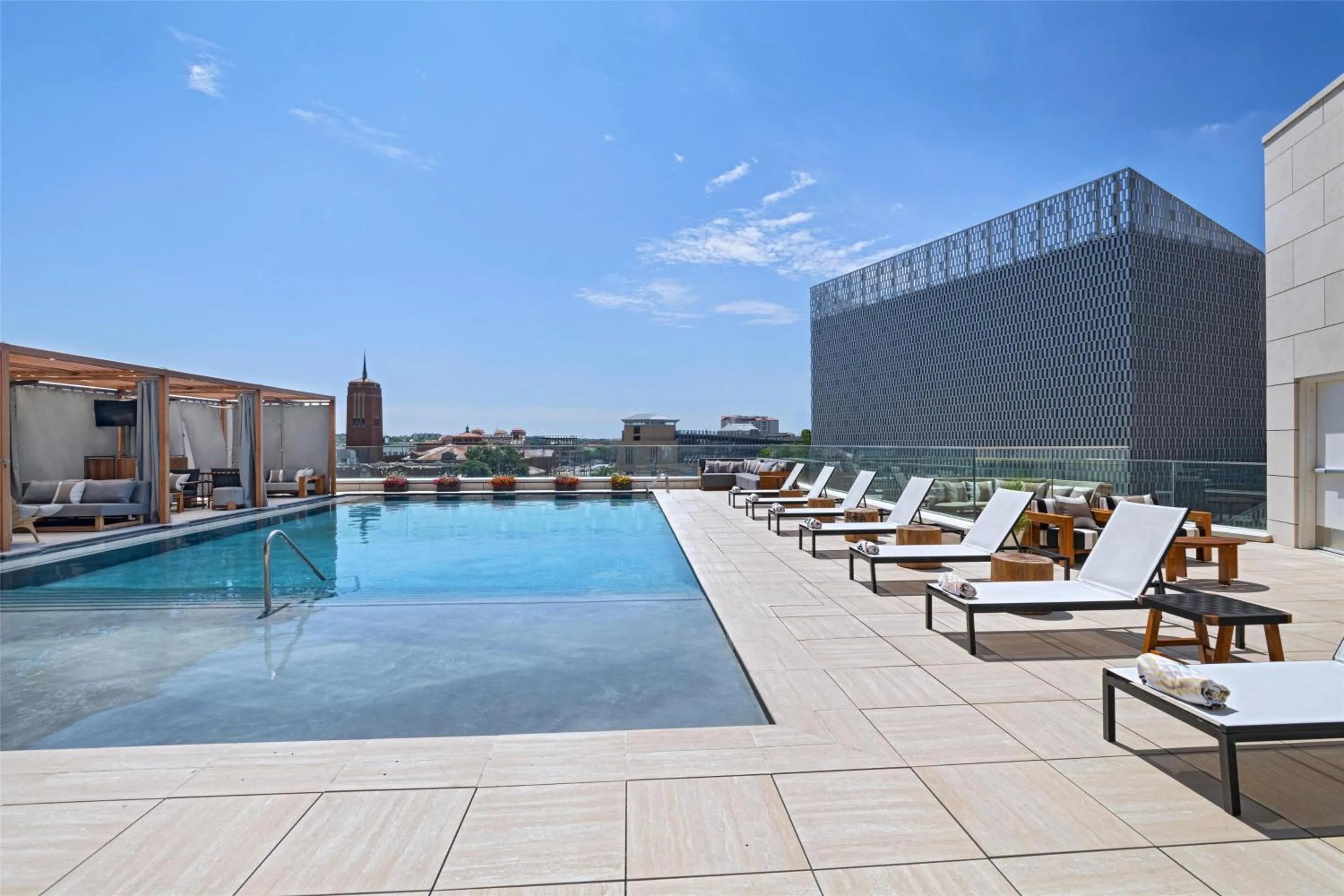 Swimming pool in Thompson San Antonio - Riverwalk, by Hyatt