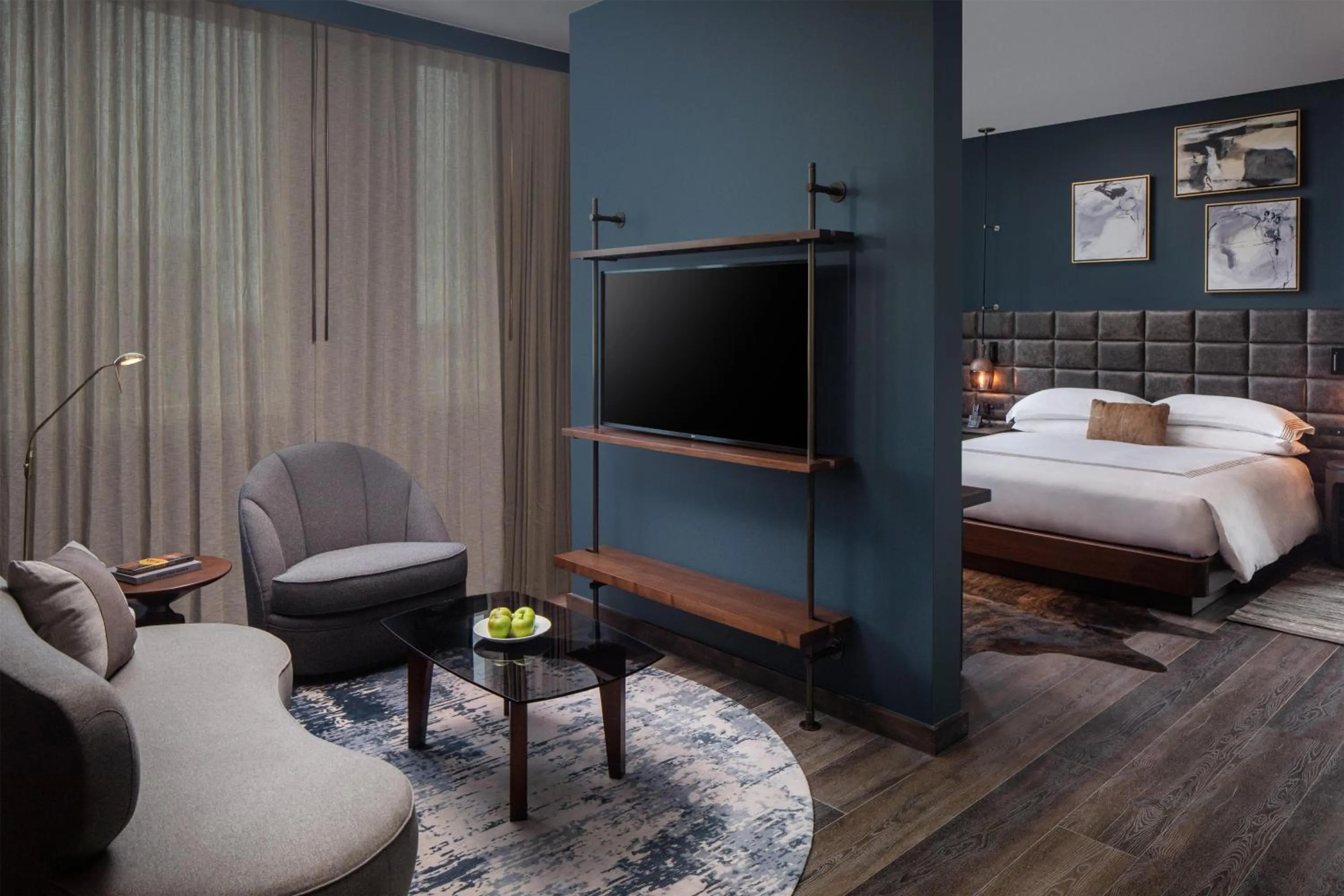 Photo of the whole room, Bed in Thompson San Antonio - Riverwalk, by Hyatt