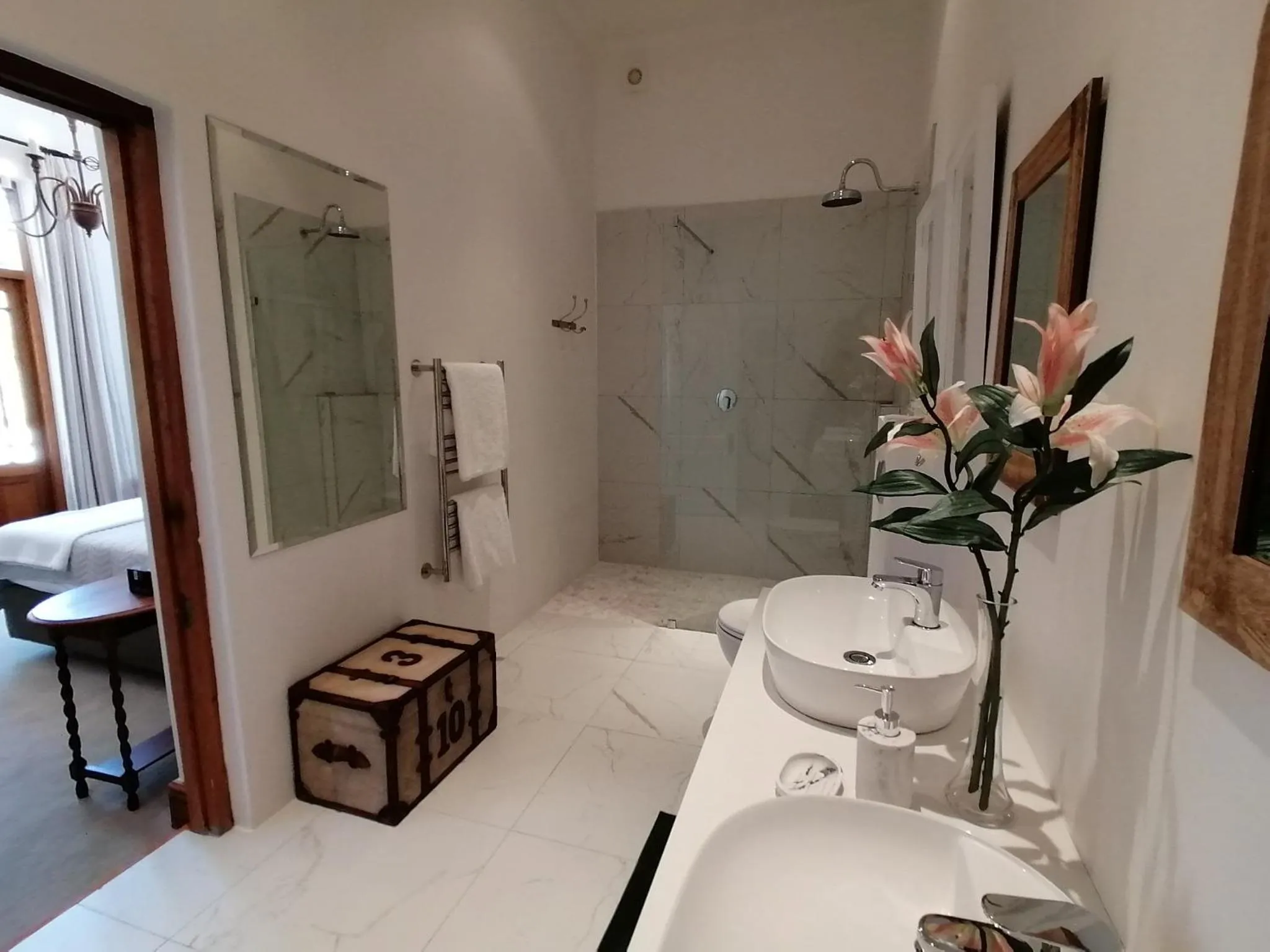 Shower in Avontuur Manor House and Wine Estate