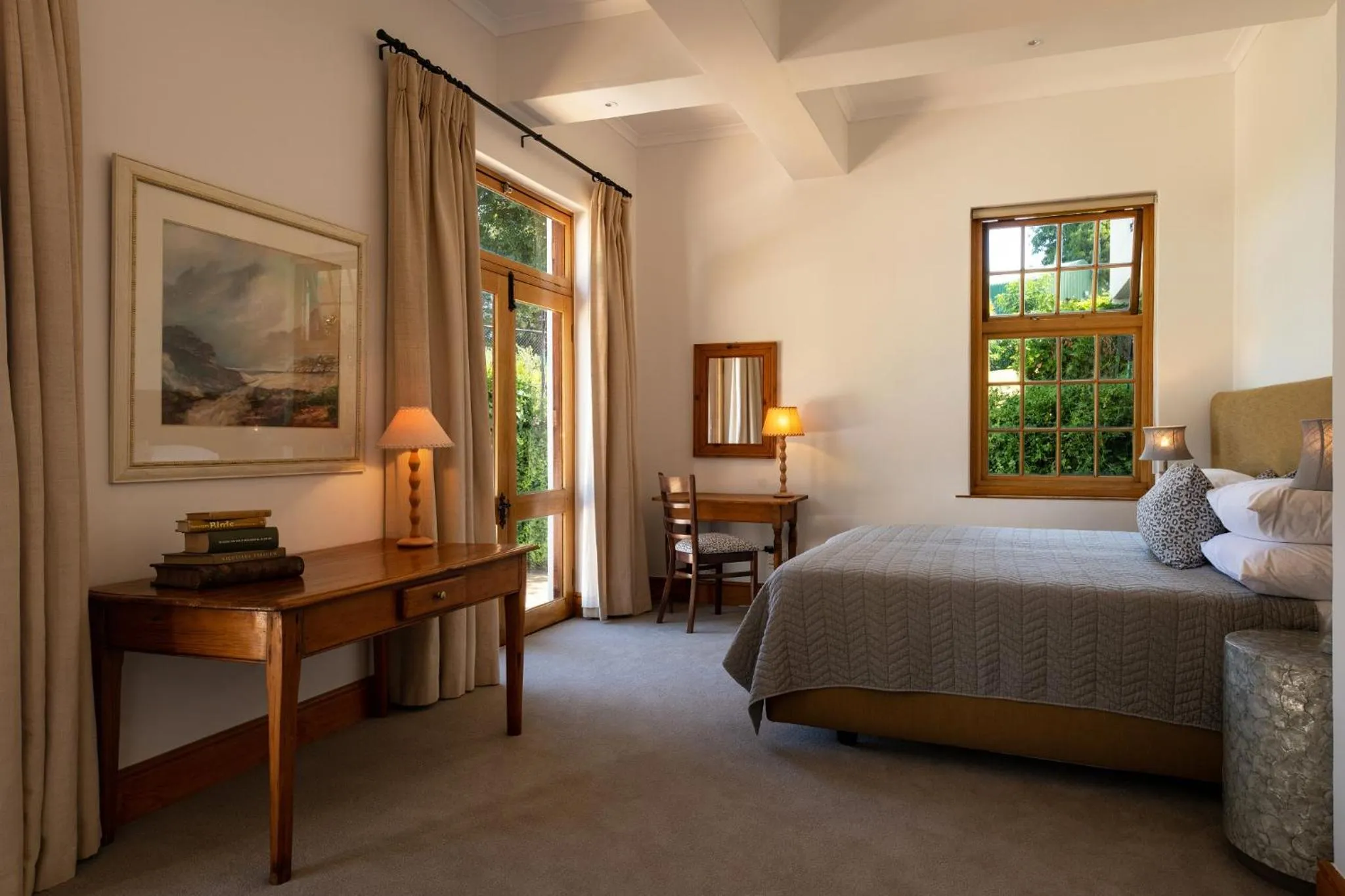 Bed in Avontuur Manor House and Wine Estate
