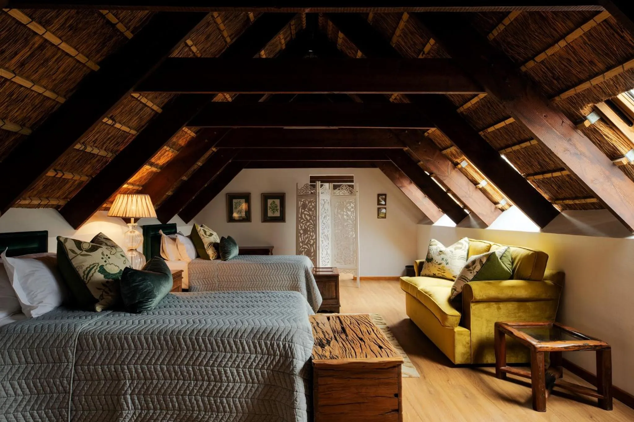 Bed in Avontuur Manor House and Wine Estate