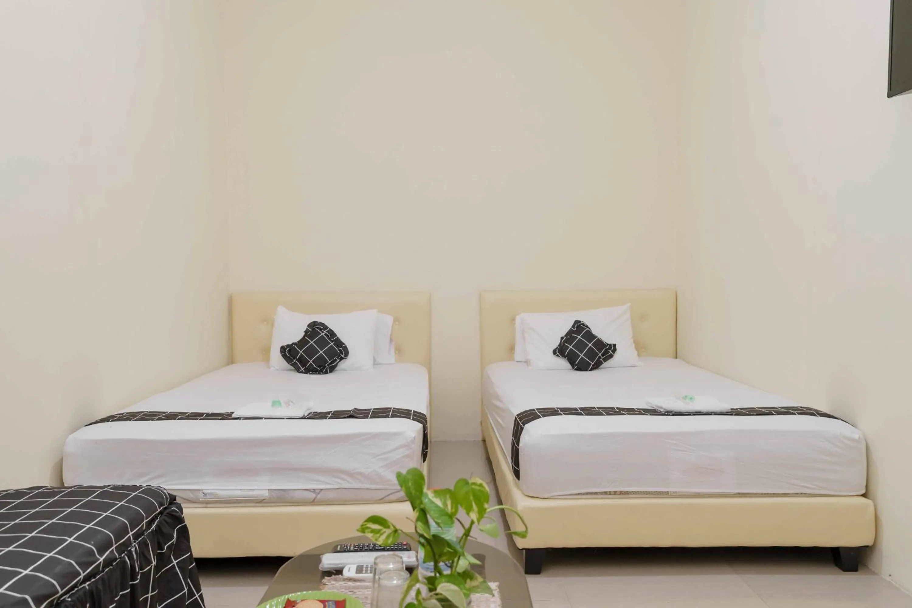 Bed in Madinah House Syariah Mitra RedDoorz