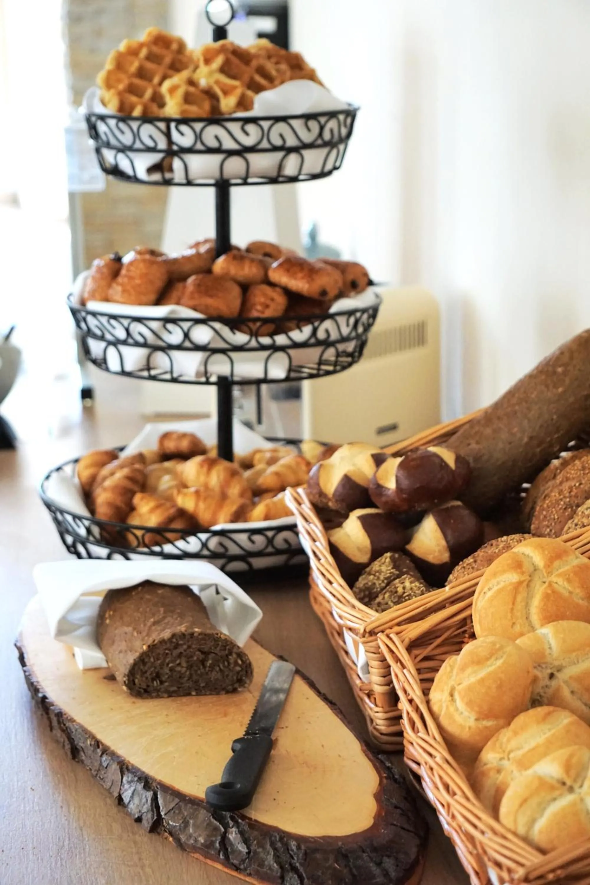 Buffet breakfast in Hotel Westbahn