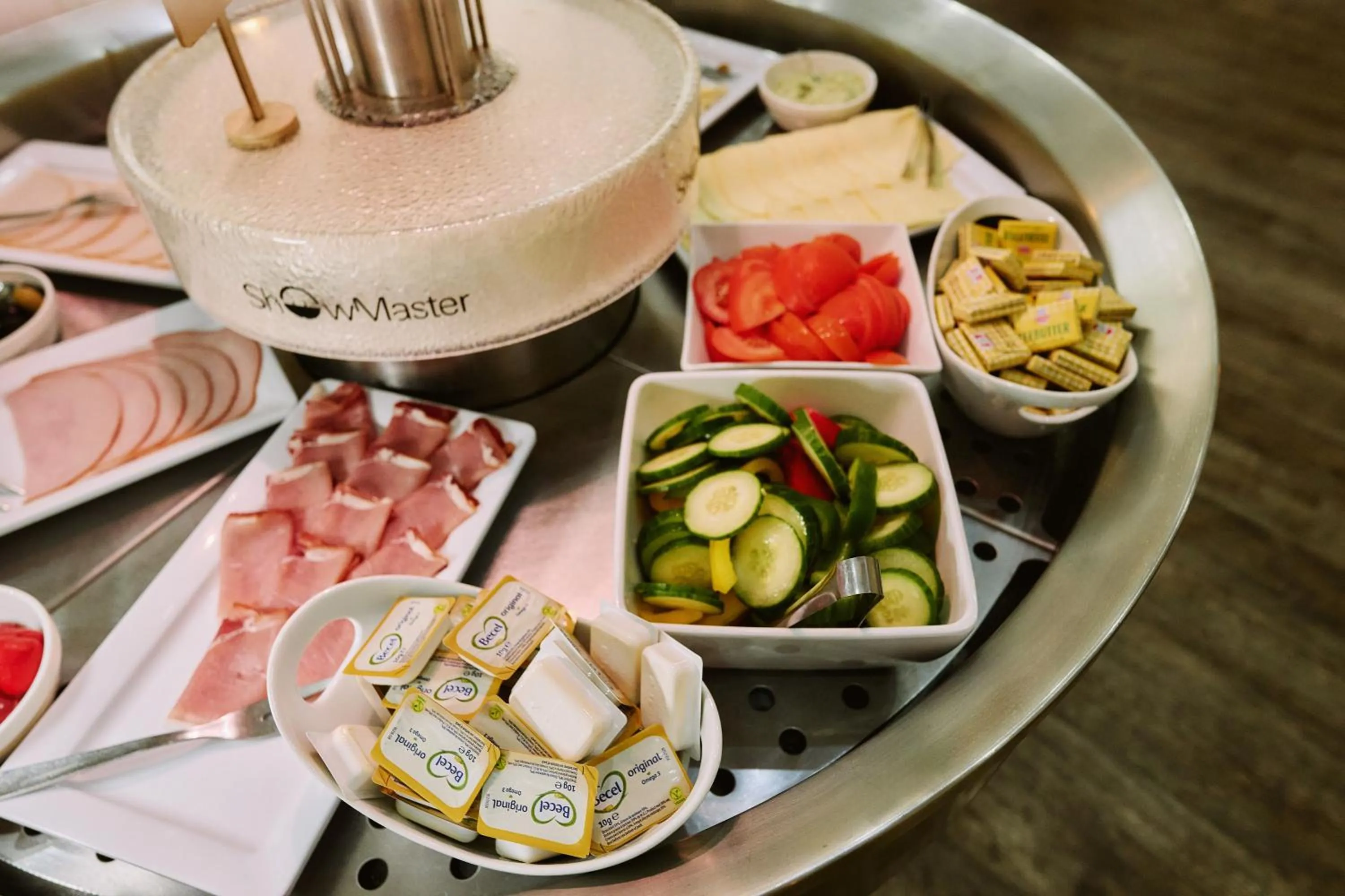 Buffet breakfast in Hotel Westbahn