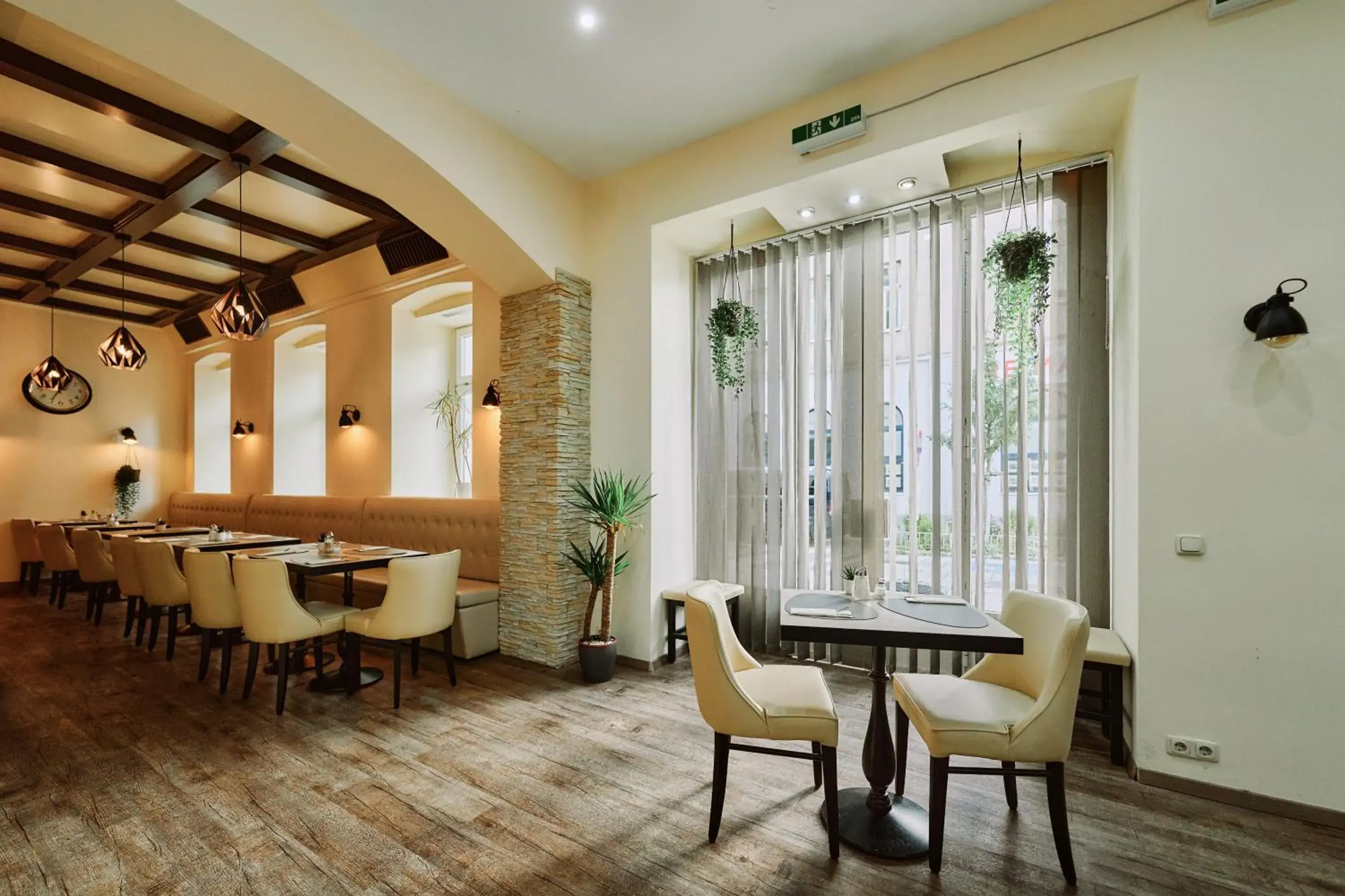 Restaurant/places to eat in Hotel Westbahn Restaurant/places to eat in Hotel Westbahn