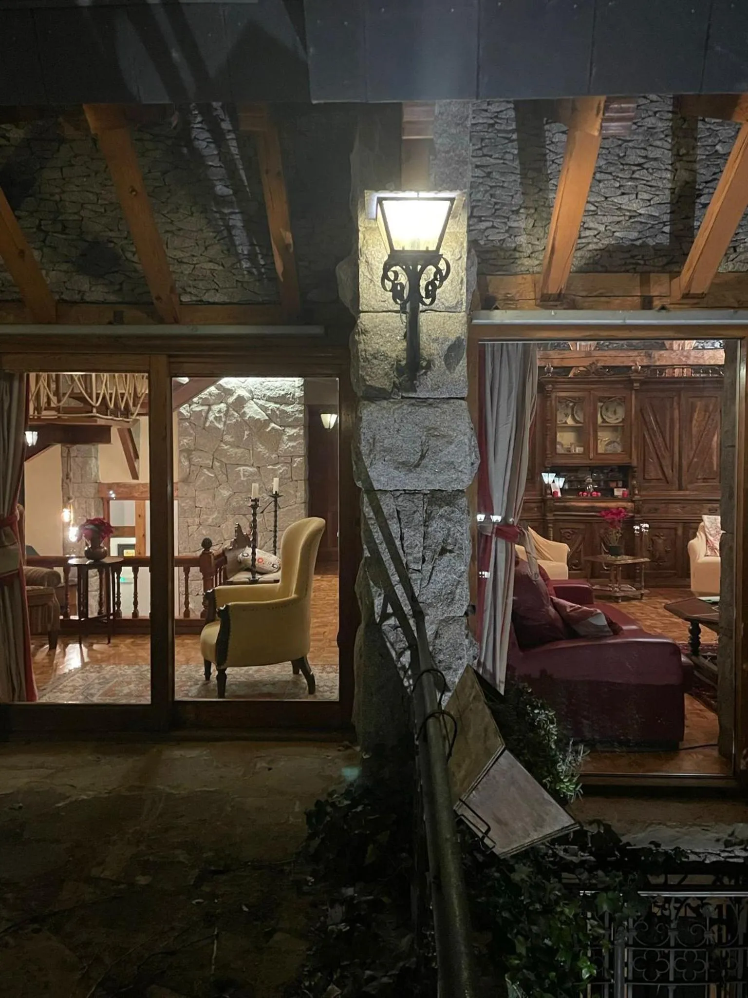 Night in Hotel Vallibierna