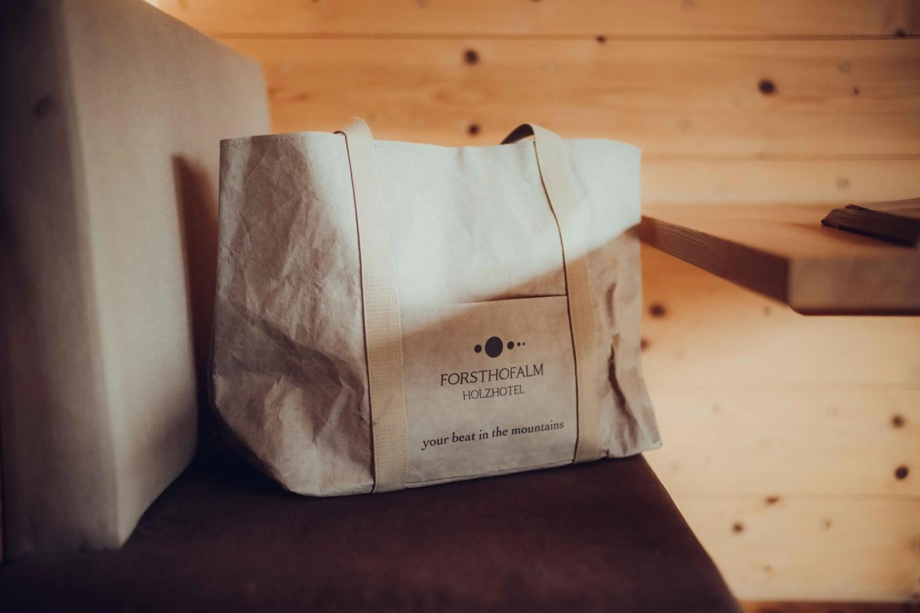 Decorative detail in Holzhotel Forsthofalm