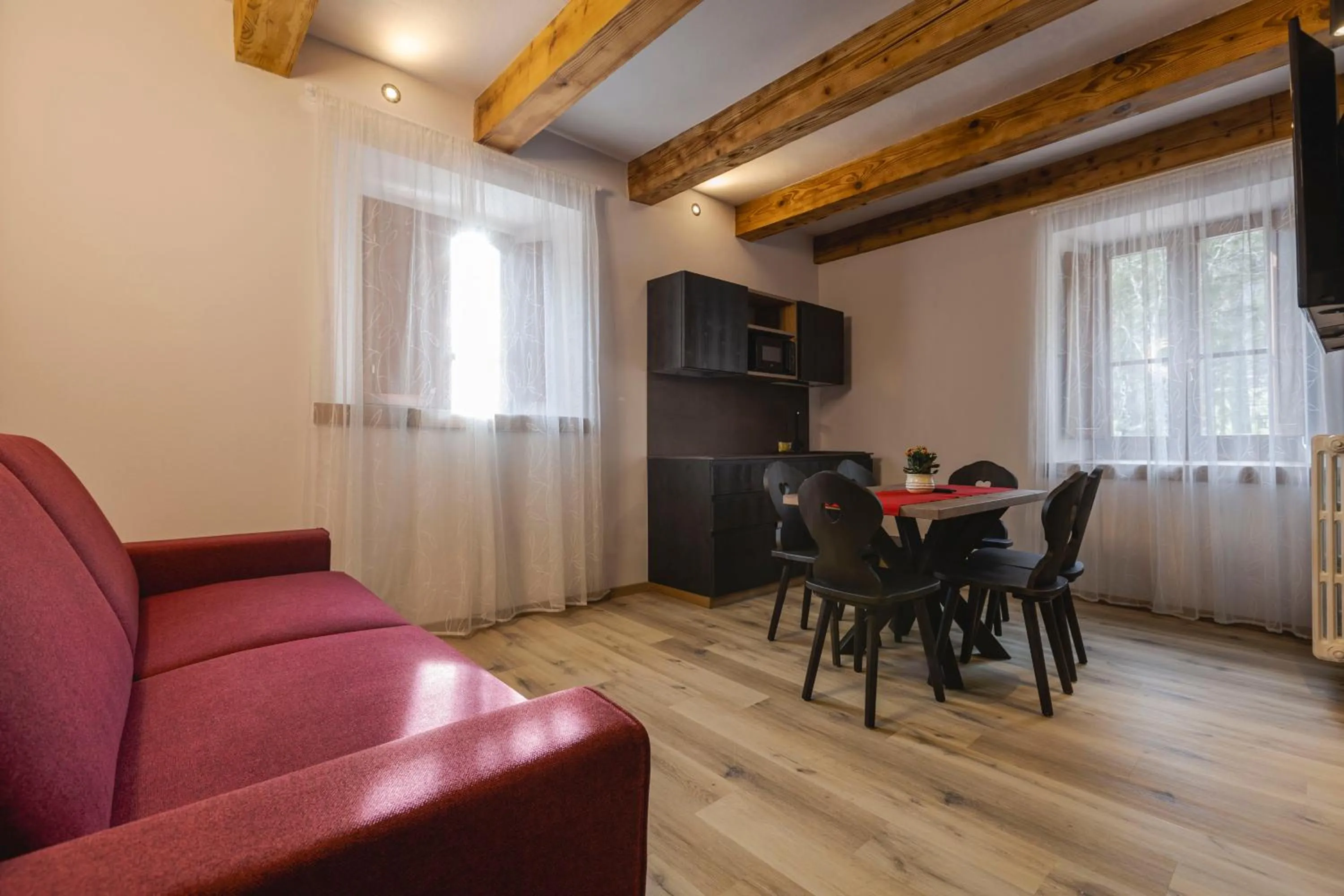 Kitchen or kitchenette in Granduca Mountain Wellness Apartments Campigna