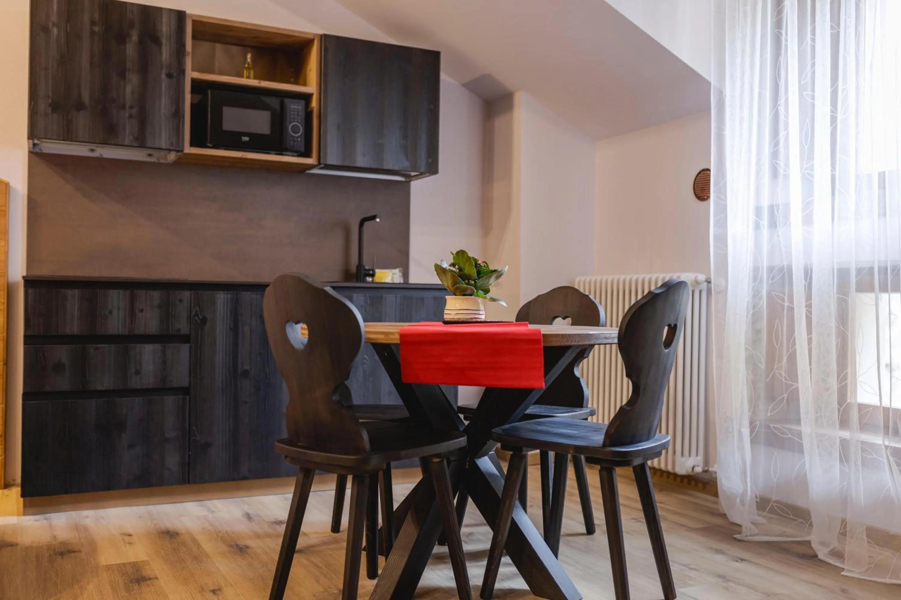 Kitchen or kitchenette in Granduca Mountain Wellness Apartments Campigna