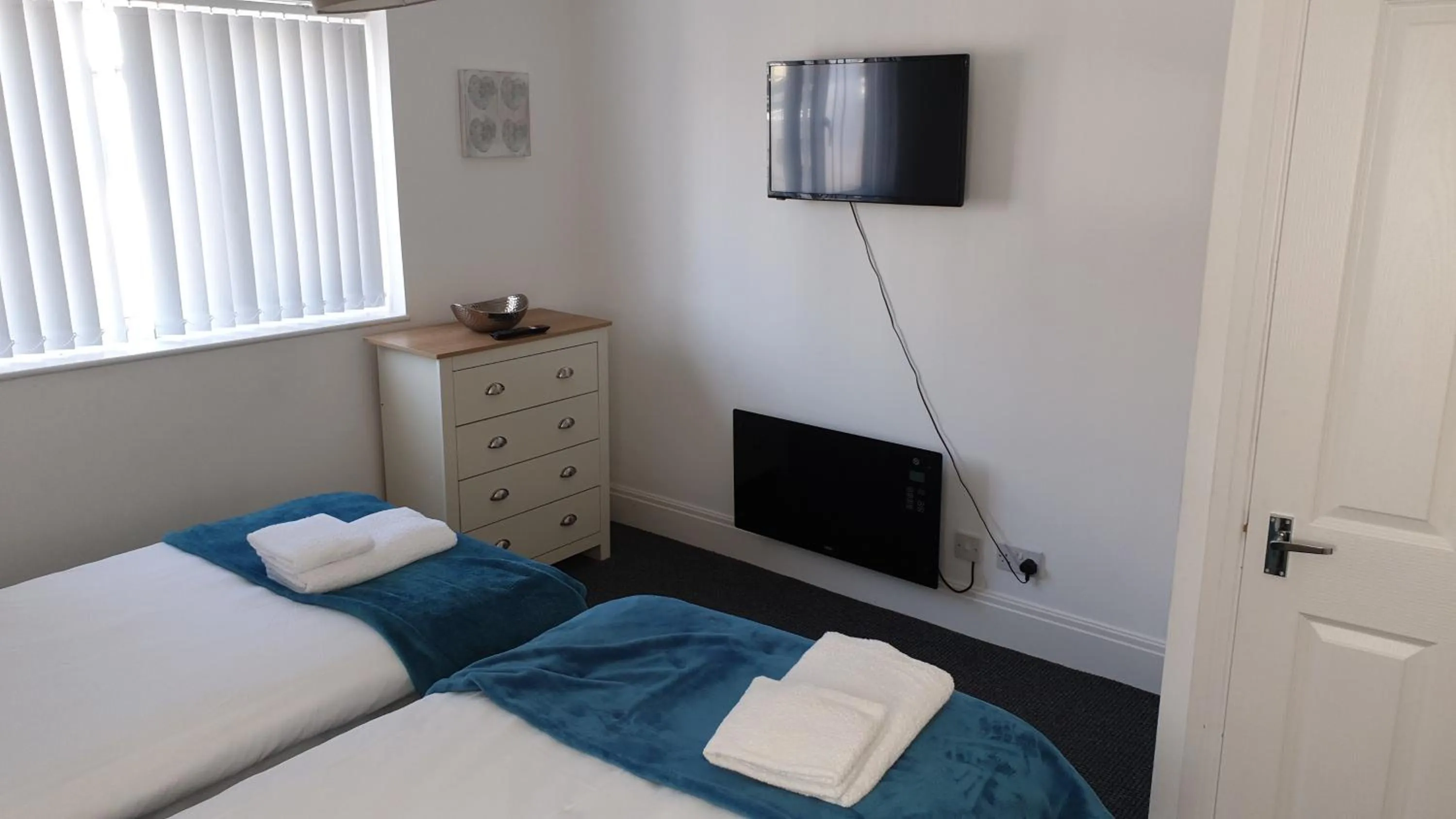 Bedroom, Bed in Coast Accommodation Station Road Apartments