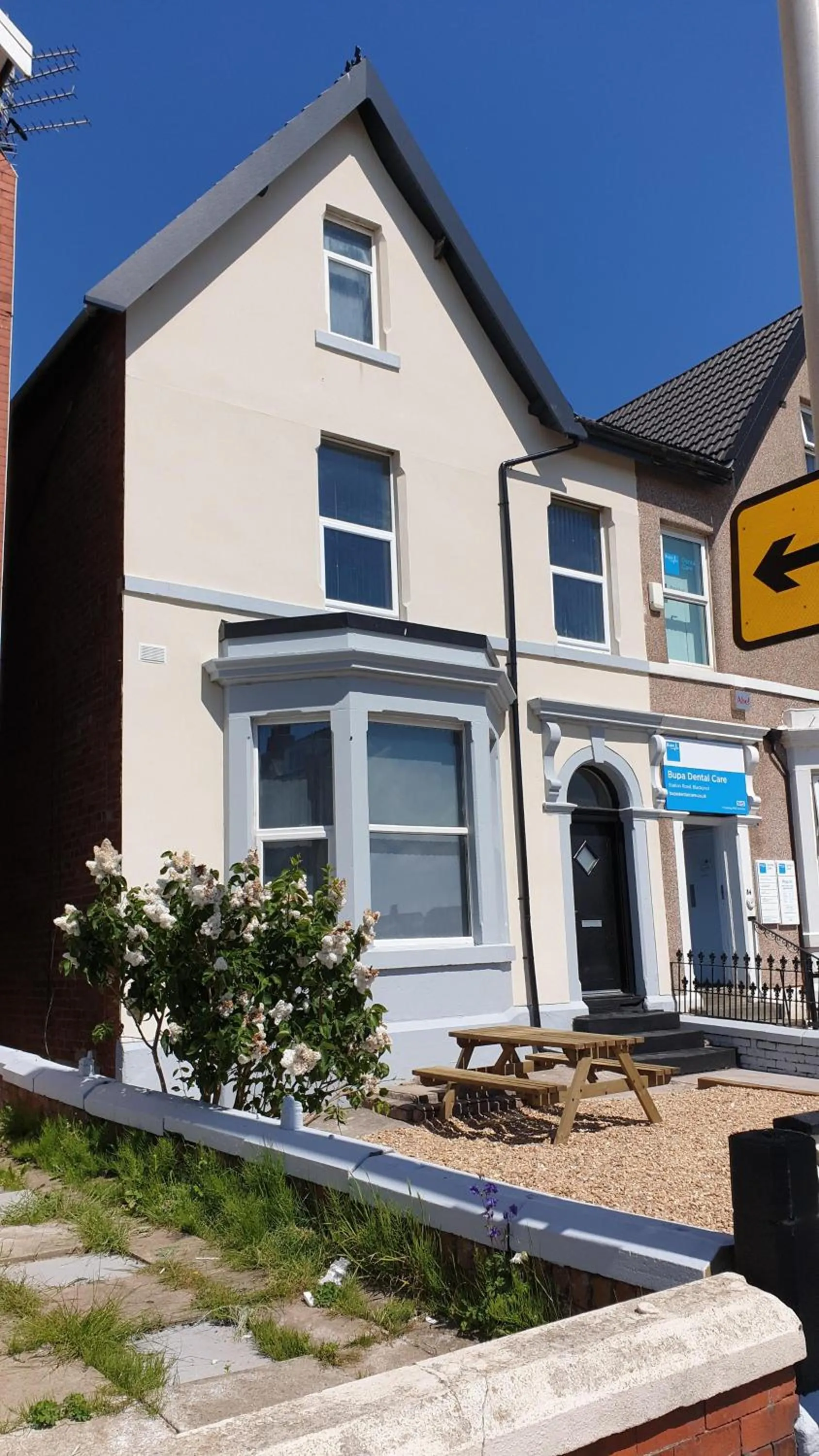 Property building in Coast Accommodation Station Road Apartments