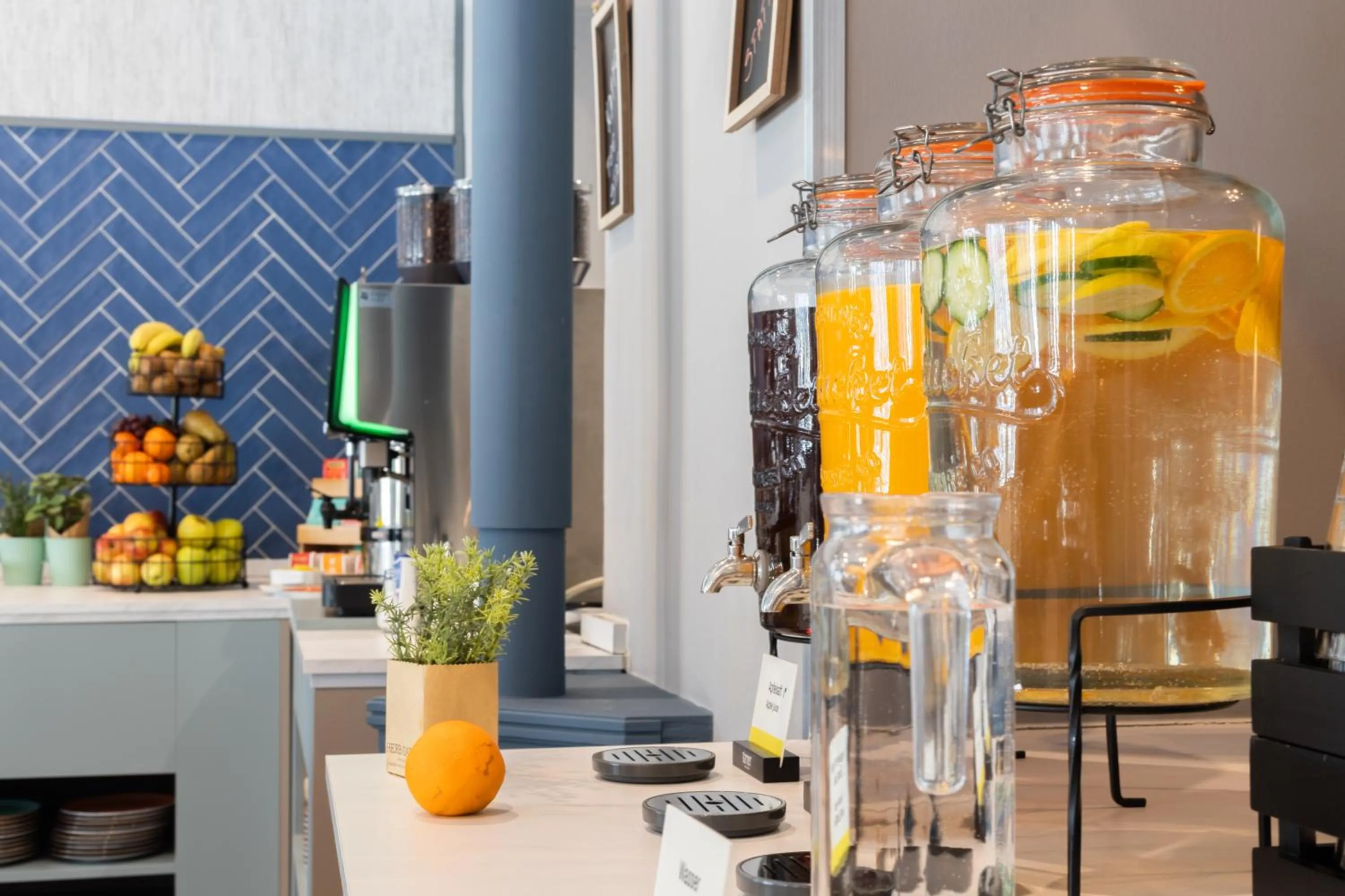 Buffet breakfast in Garner Hotel Vienna by IHG