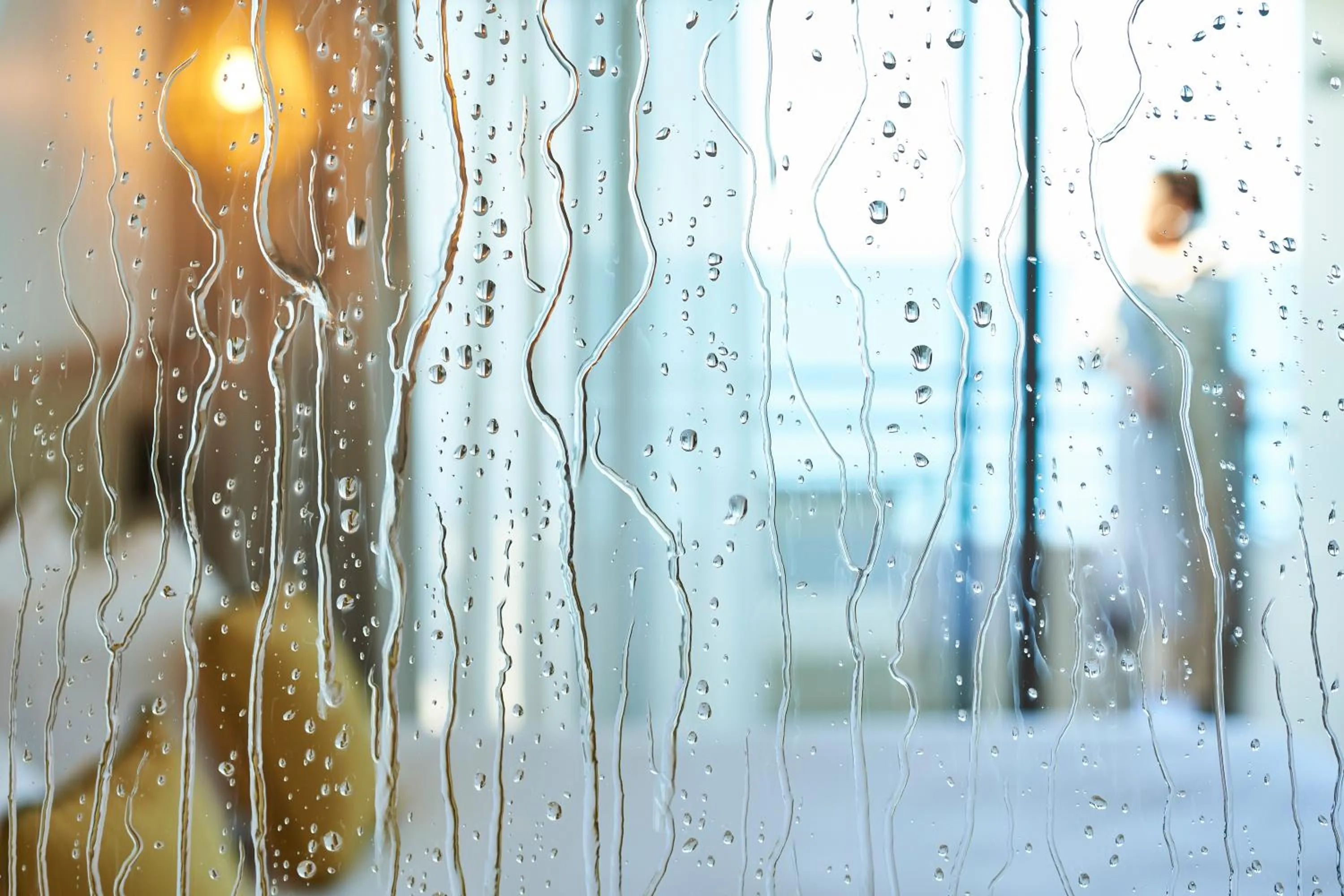 Shower in Les Roches Brunes