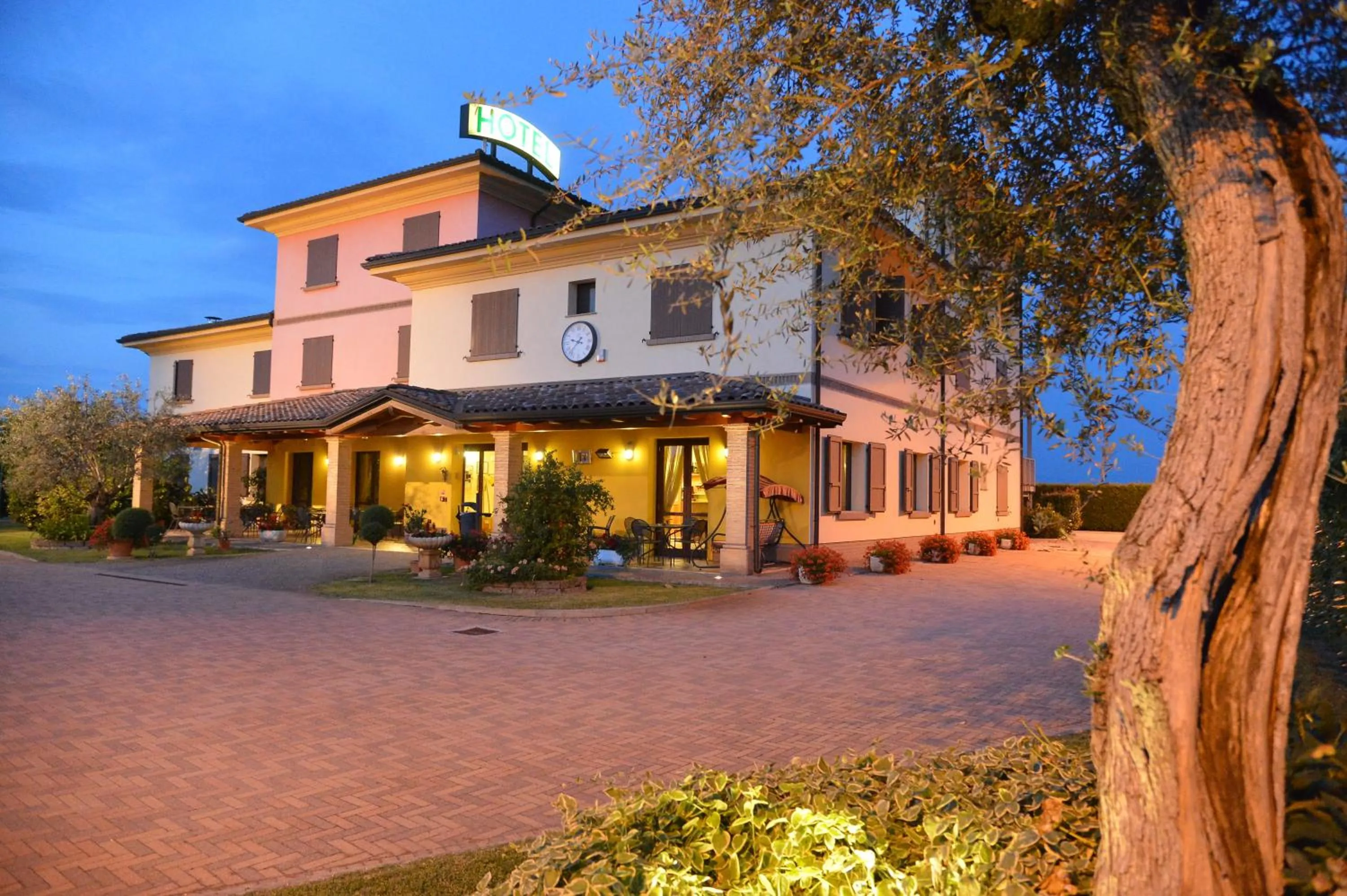 Facade/entrance in Hotel Tre Torri