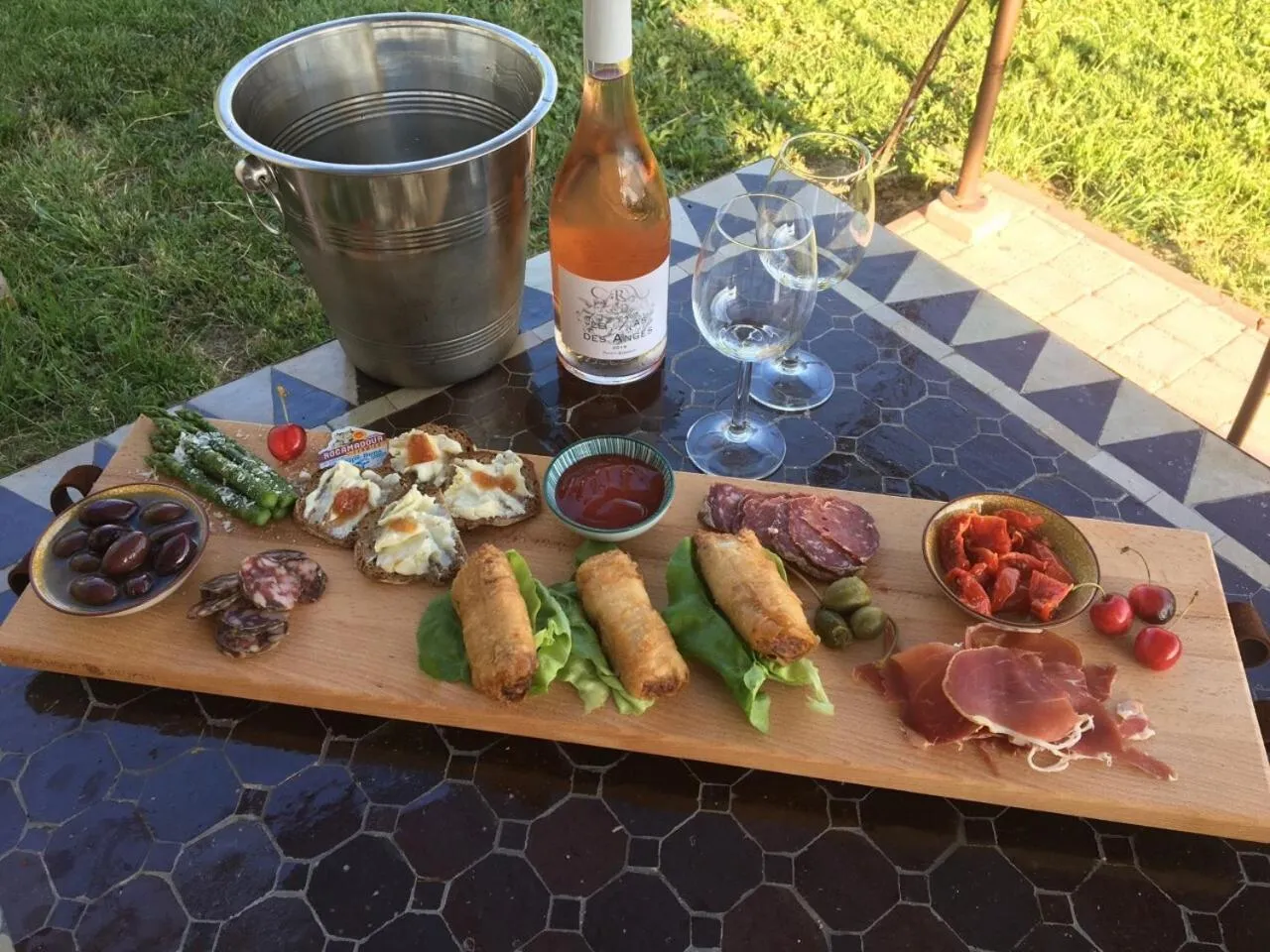 Food and drinks in Aux Coteaux d'Aussac