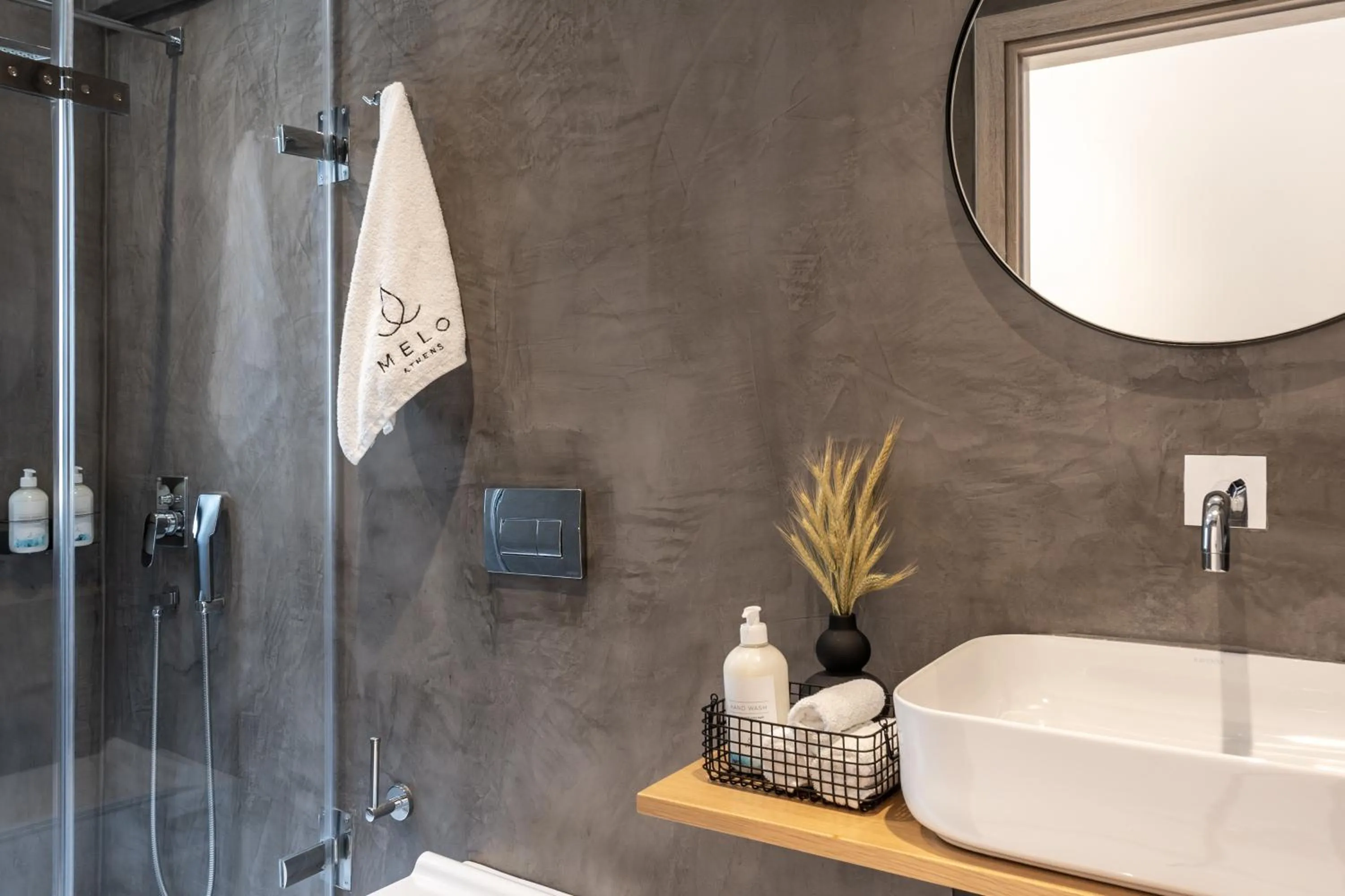 Bathroom in Melo Athens