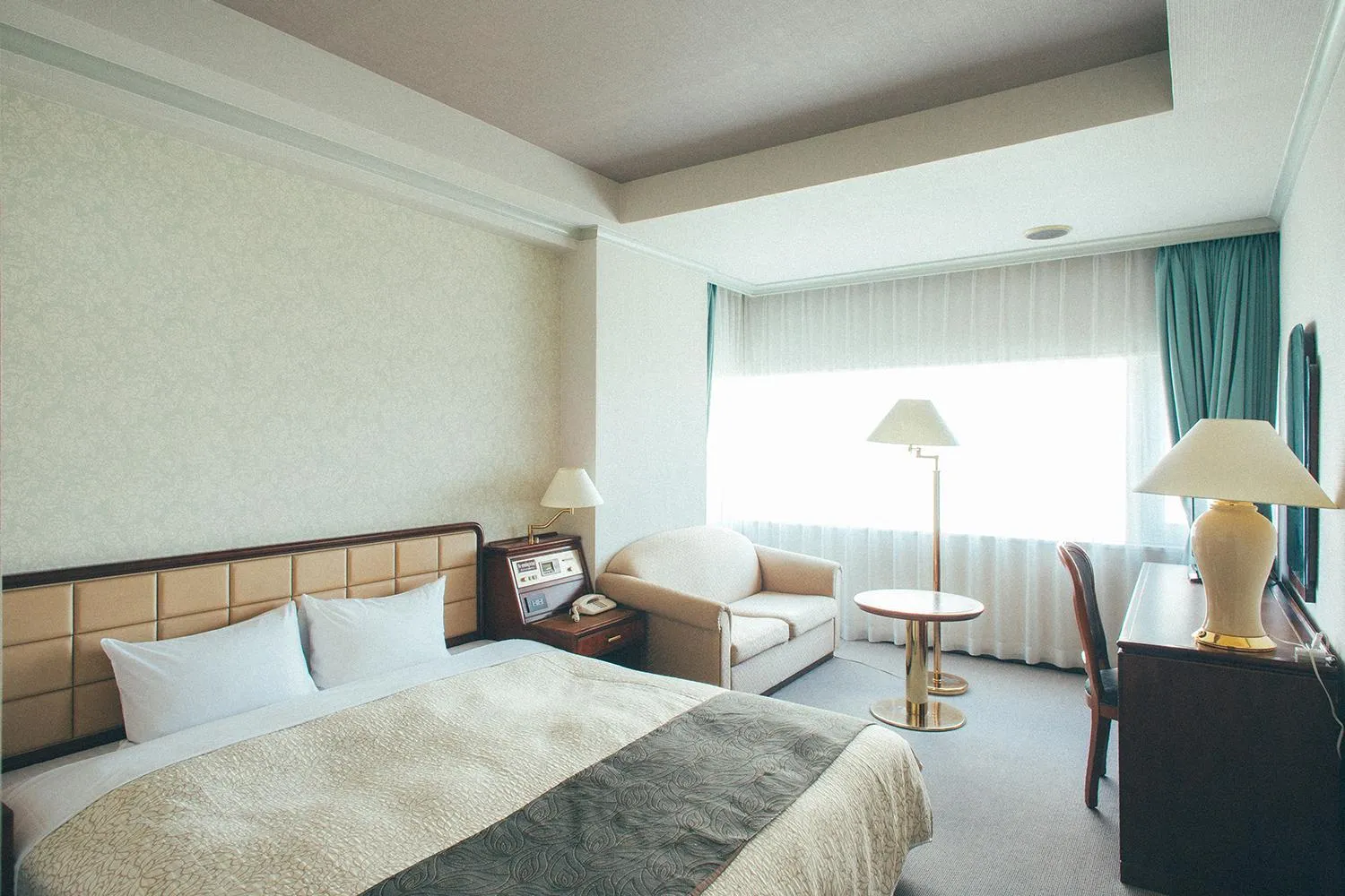 Bedroom, Bed in Kakegawa Grand Hotel