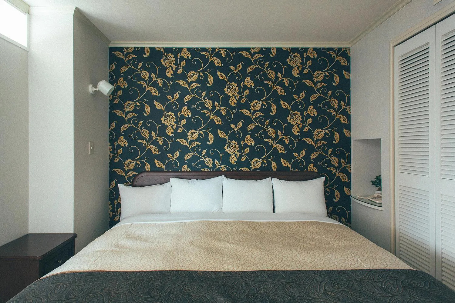 Bed in Kakegawa Grand Hotel