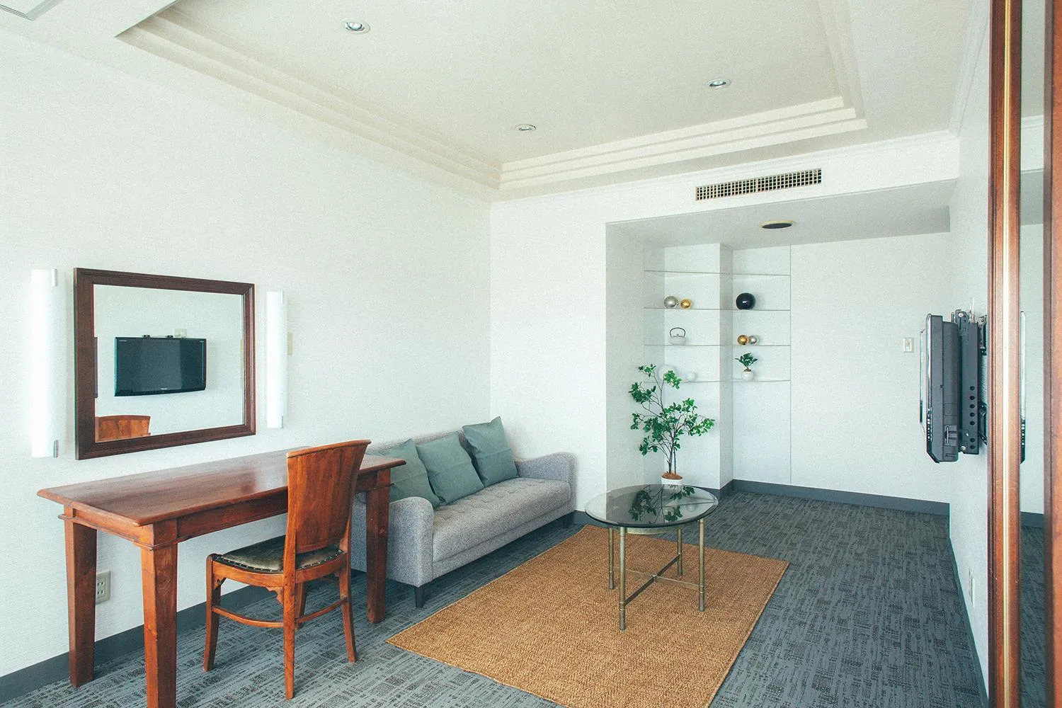 Living room in Kakegawa Grand Hotel