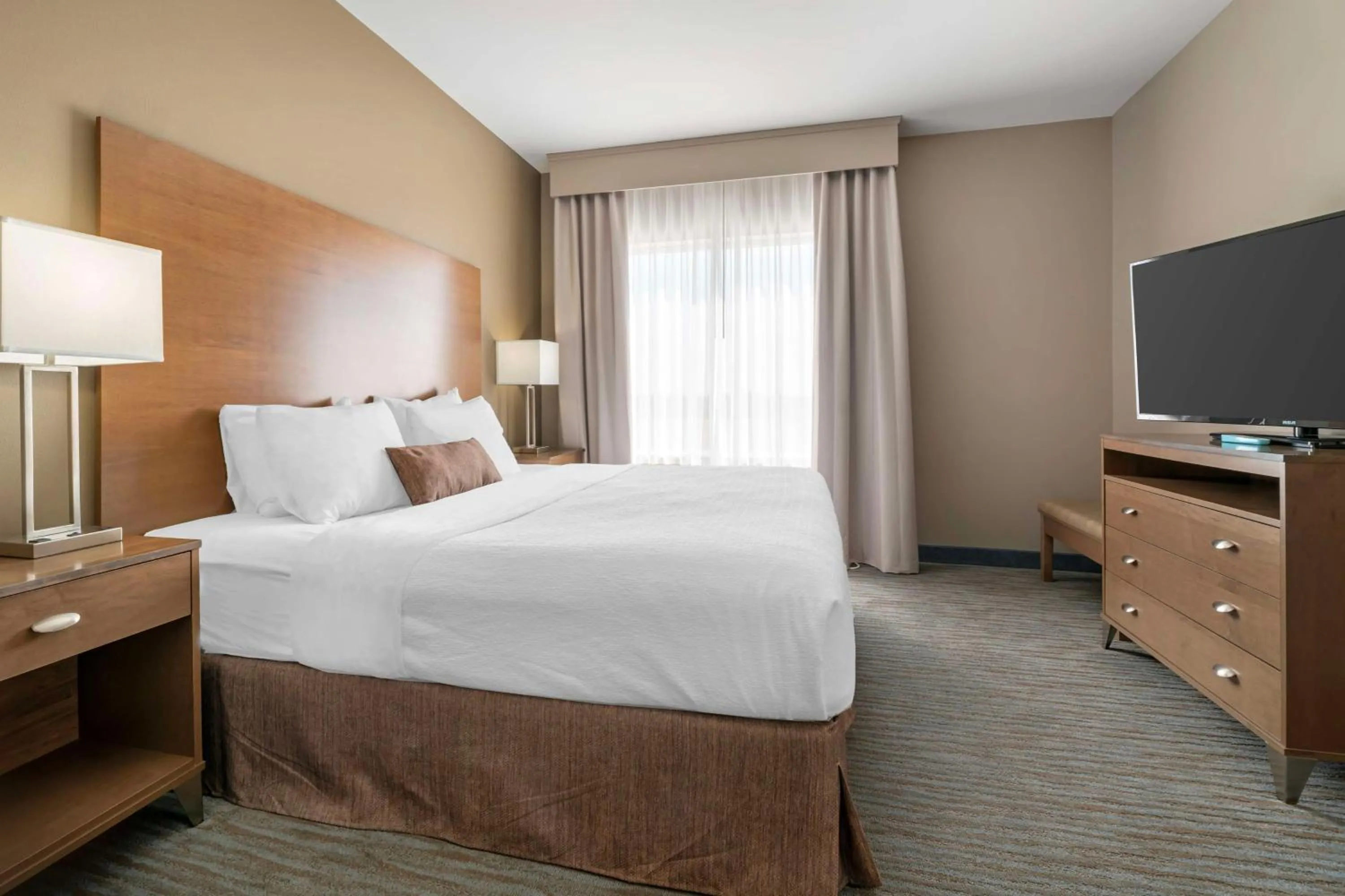 Photo of the whole room, Bed in Best Western Plus Jefferson