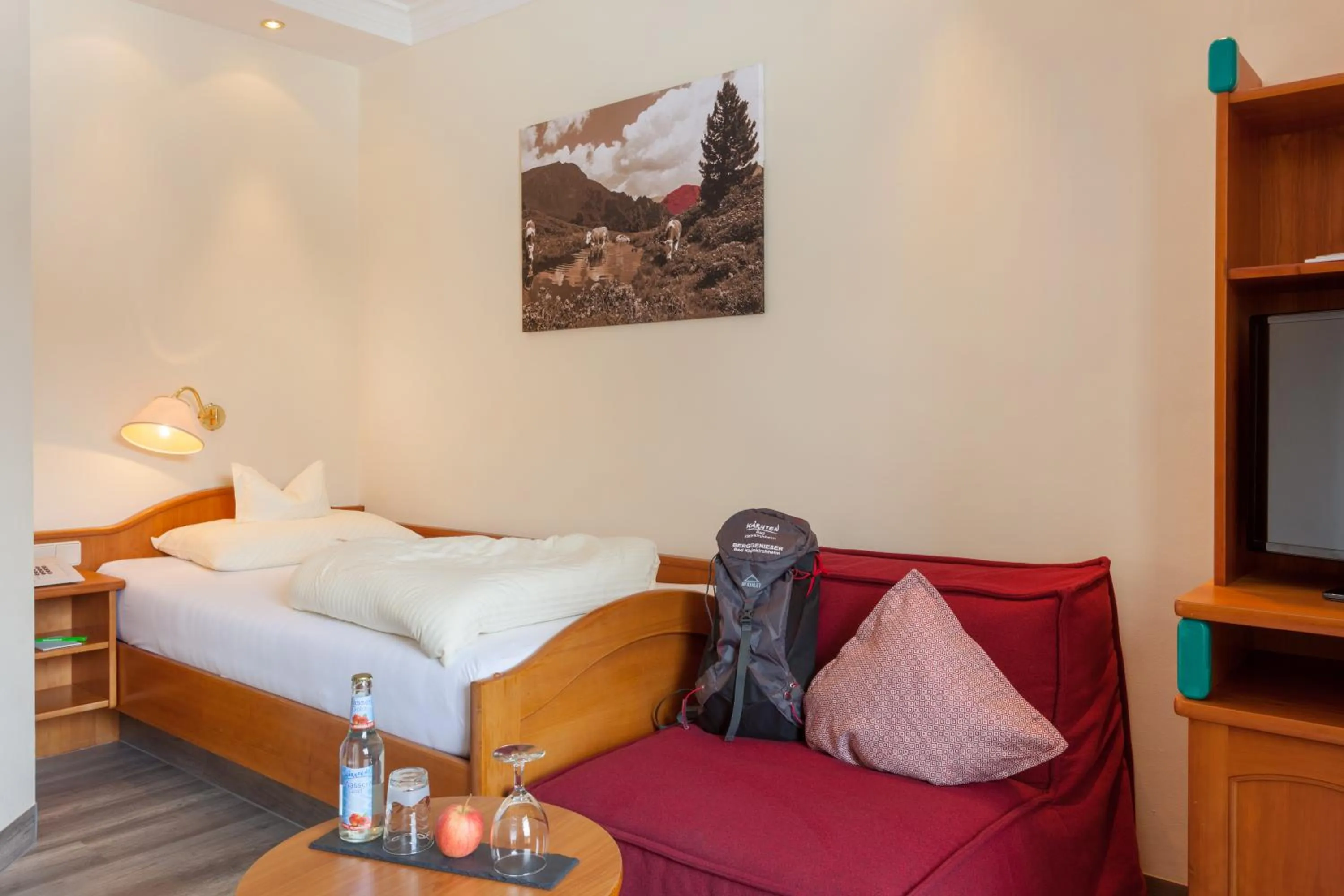 Photo of the whole room, Bed in Family & Sporthotel Kärntnerhof