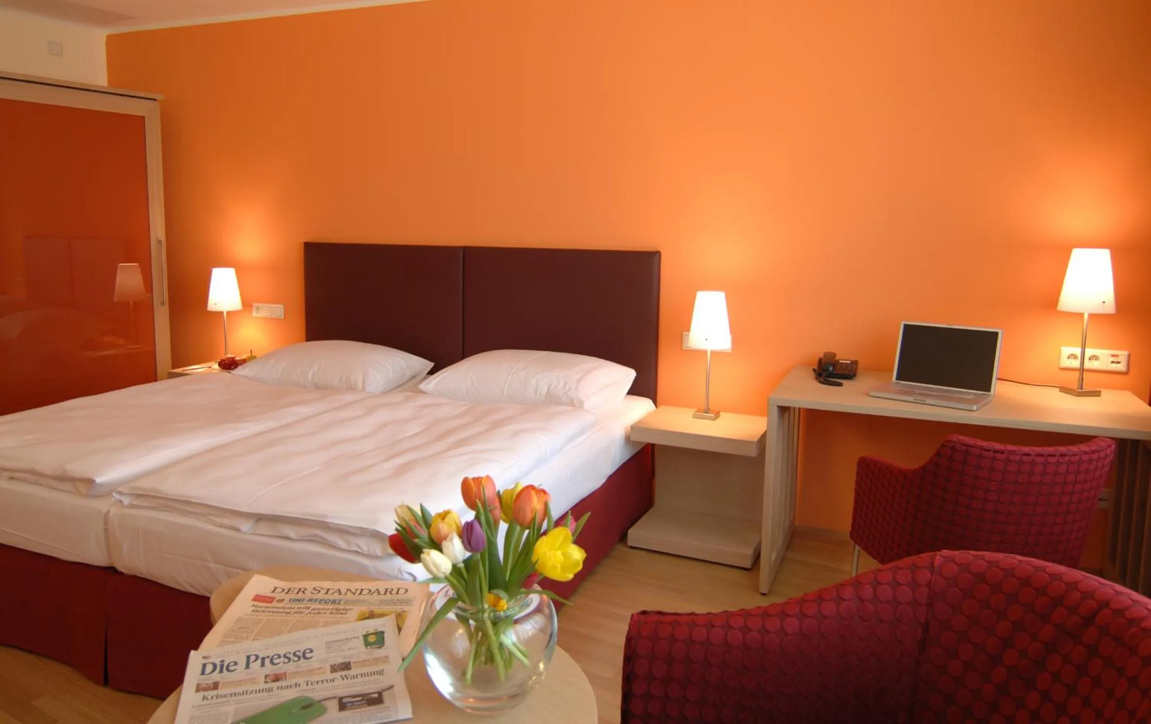 Photo of the whole room, Bed in Appartement-Hotel an der Riemergasse