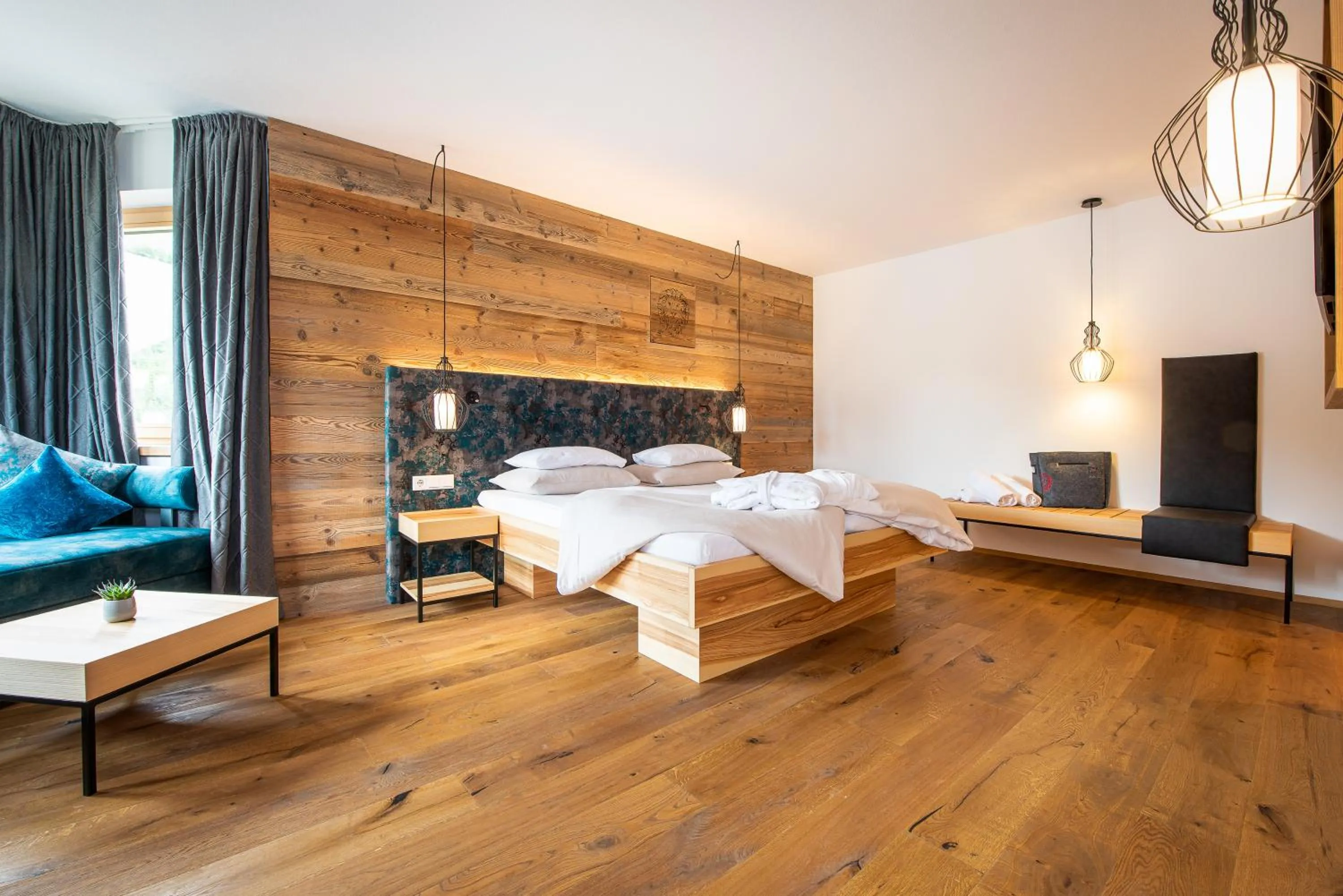 Photo of the whole room, Bed in Hotel Der Löwe LEBE FREI