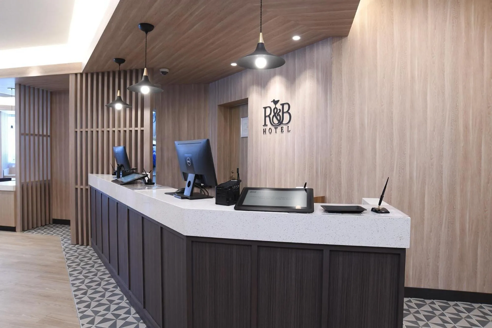 R&B Hotel Otsuka Eki Kitaguchi - Vacation STAY 14229v