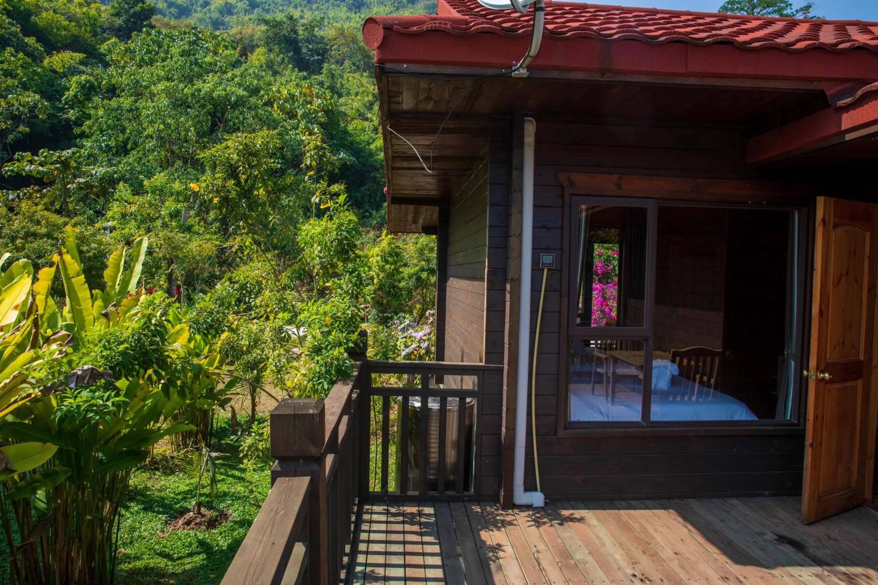 Balcony/Terrace in Dansavanh Namngum Resort